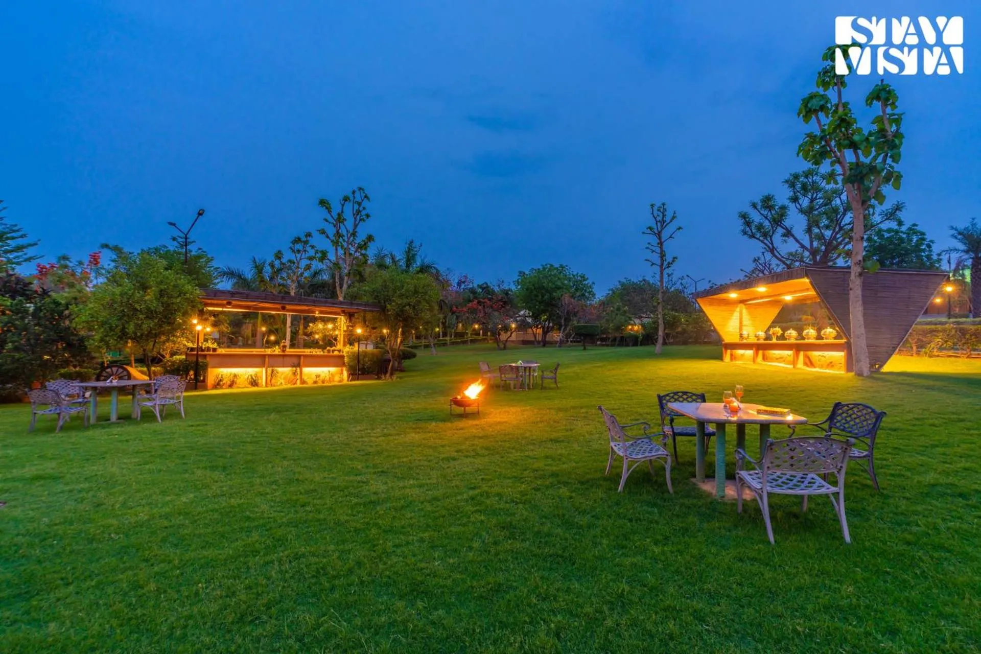 Garden in StayVista at Maple Farms with Pool, BBQ & Bonfire