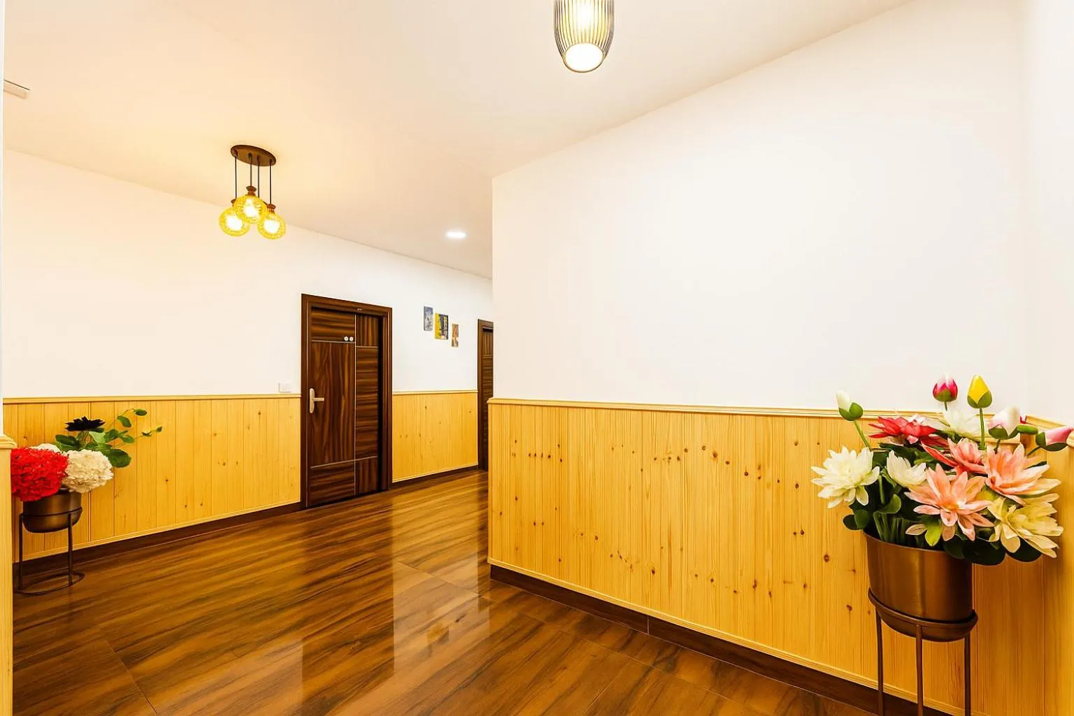 VIP in Hotel Shiva Lake - Near Mussoorie Lake