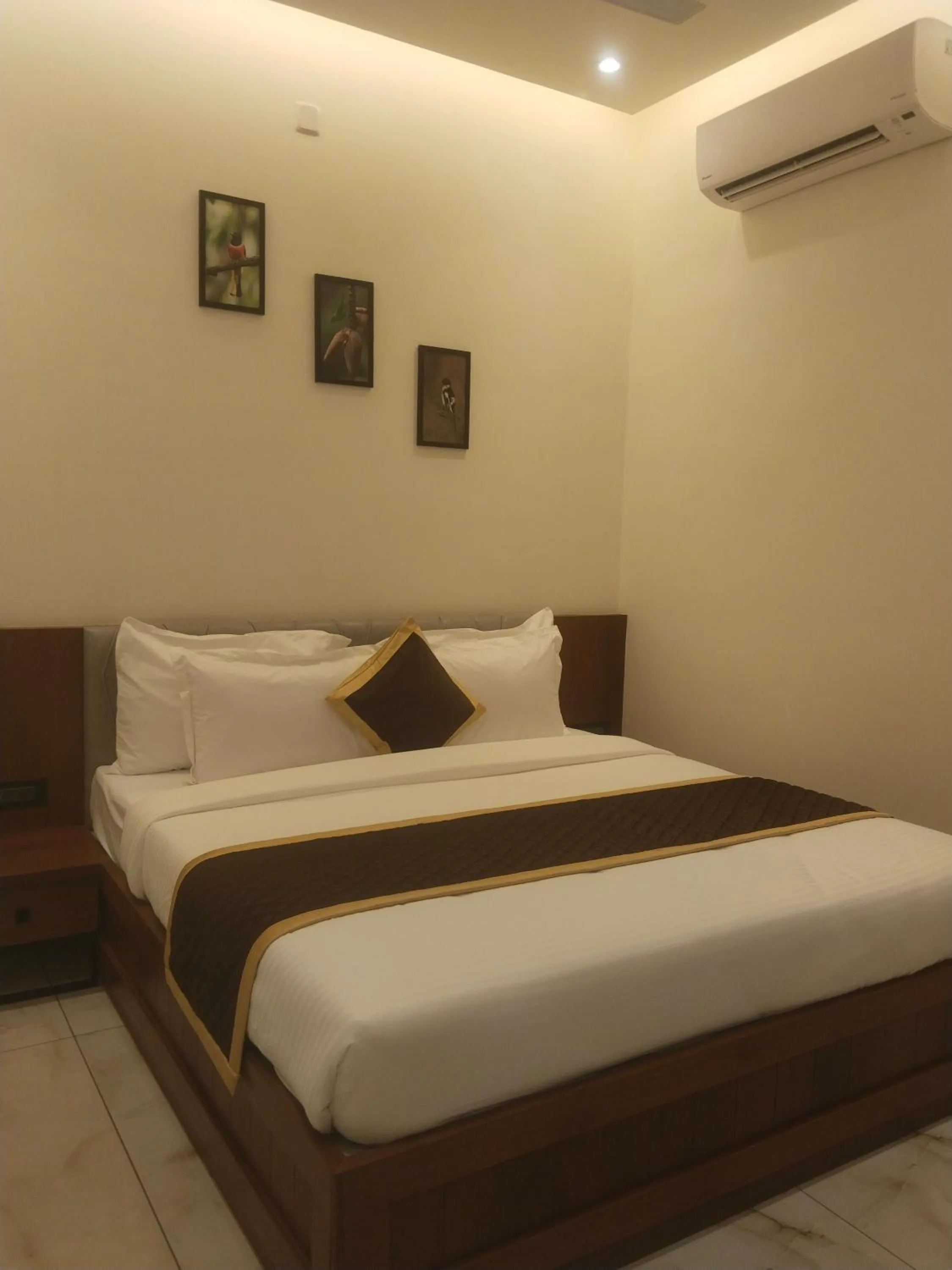 Bedroom in Parivar Residency