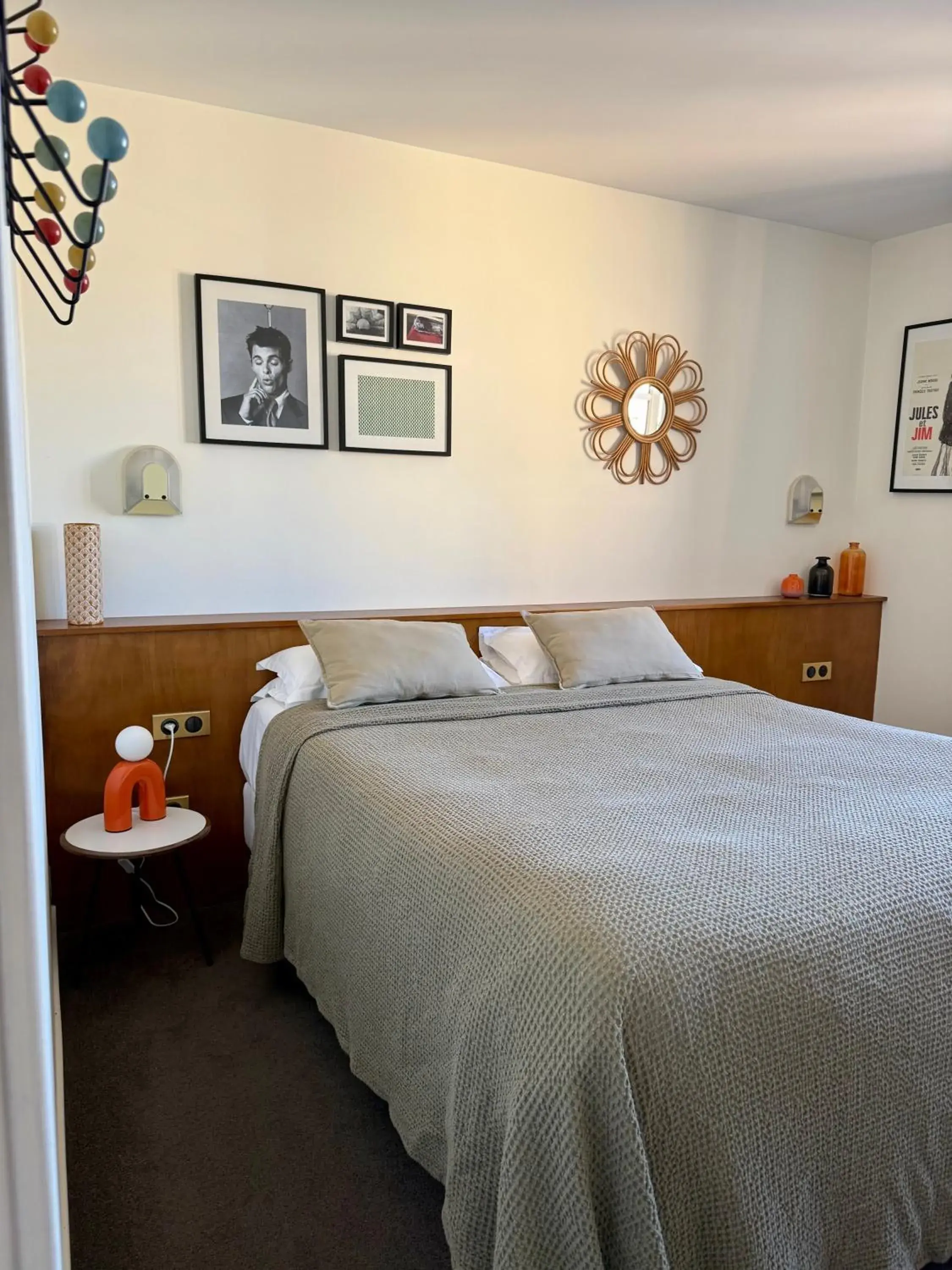 Twin Room with City View - single occupancy in Le Téméraire Hôtel Twin Room with City View - single occupancy in Le Téméraire Hôtel