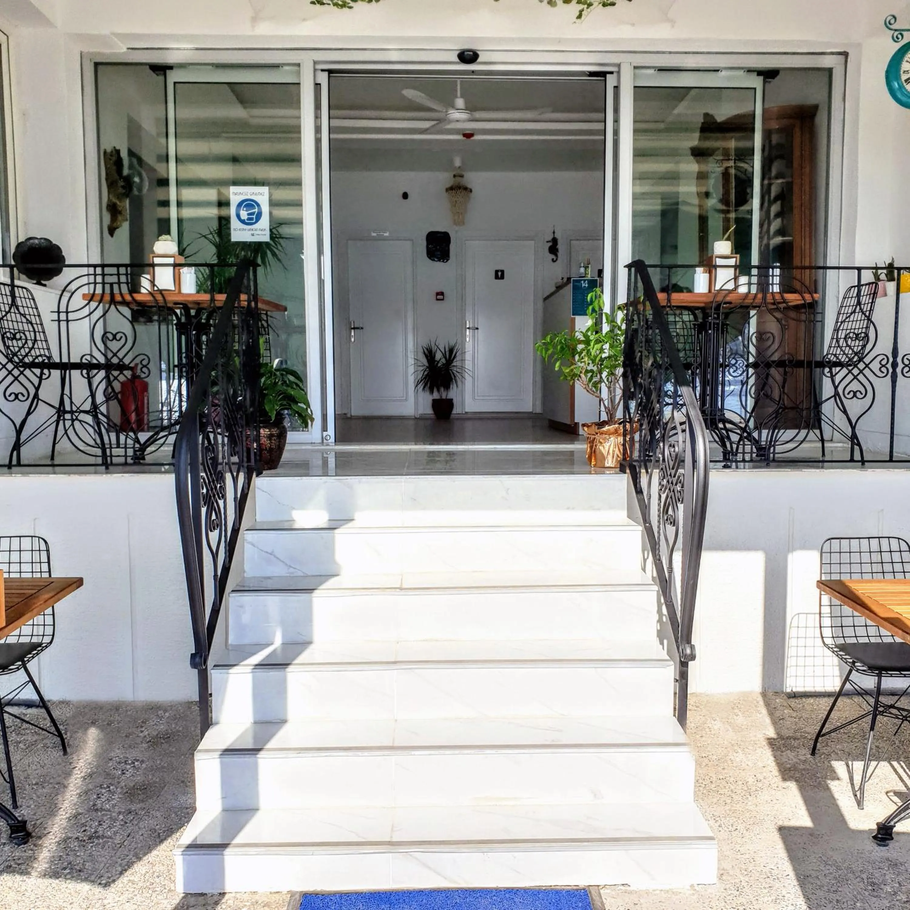 Facade/entrance in Midilli Konak Foca