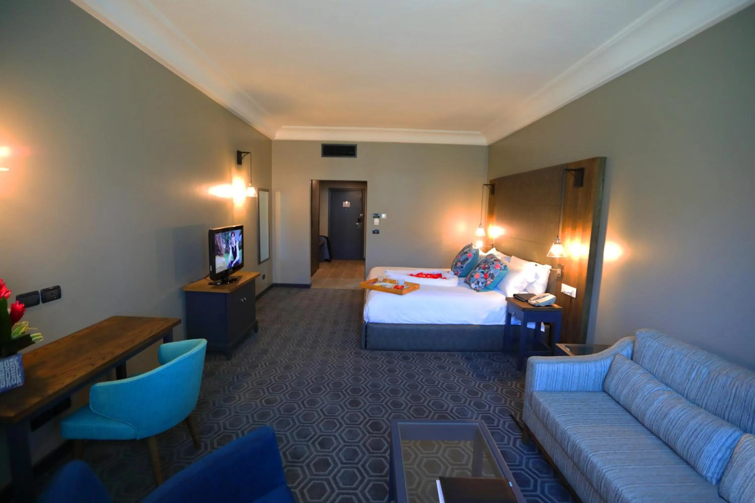 Photo of the whole room, Bed in Fiesta Royale Hotel