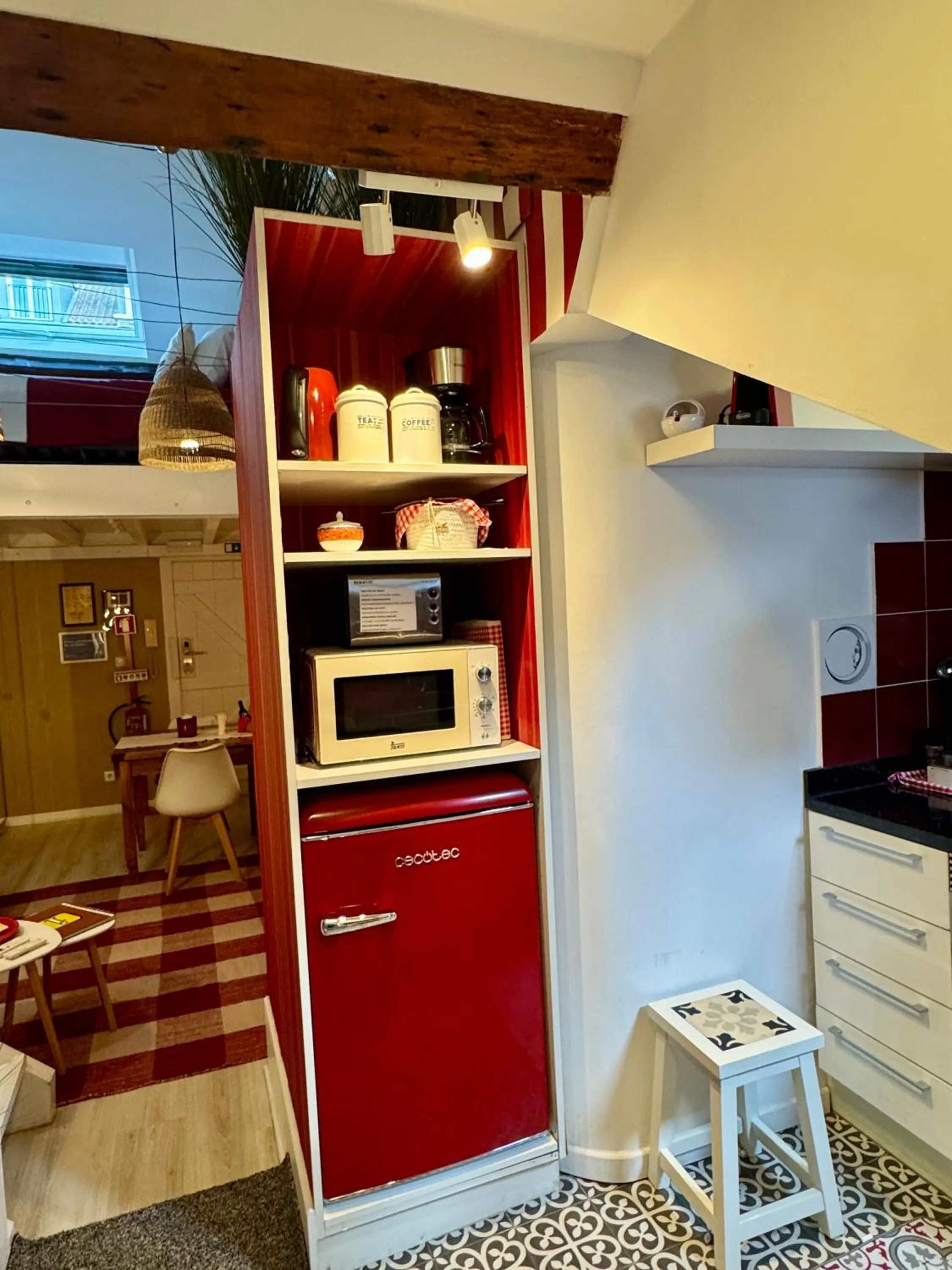 Kitchen or kitchenette in Studios with Mezzanine Rua da Moeda