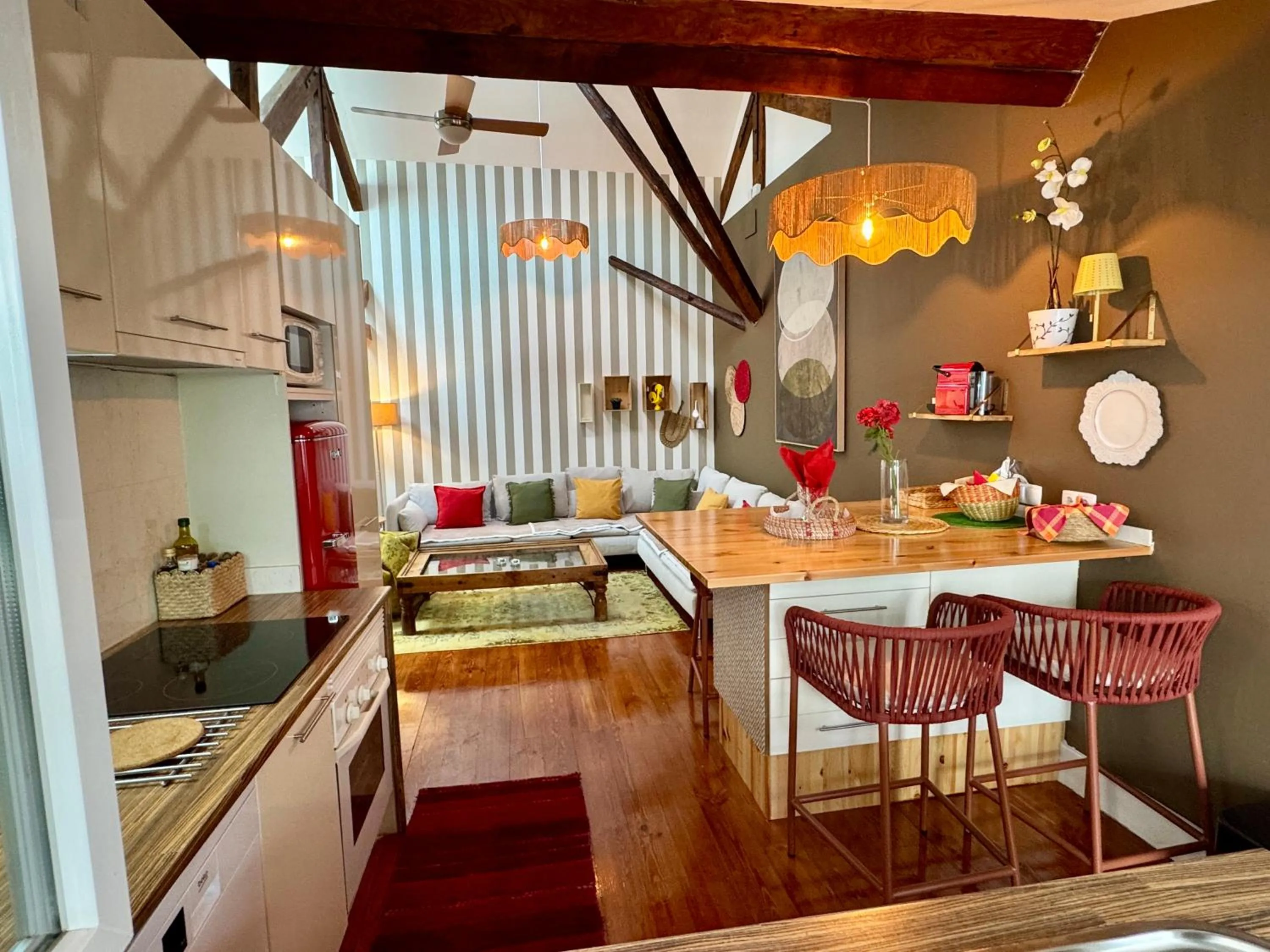 Living room in Studios with Mezzanine Rua da Moeda