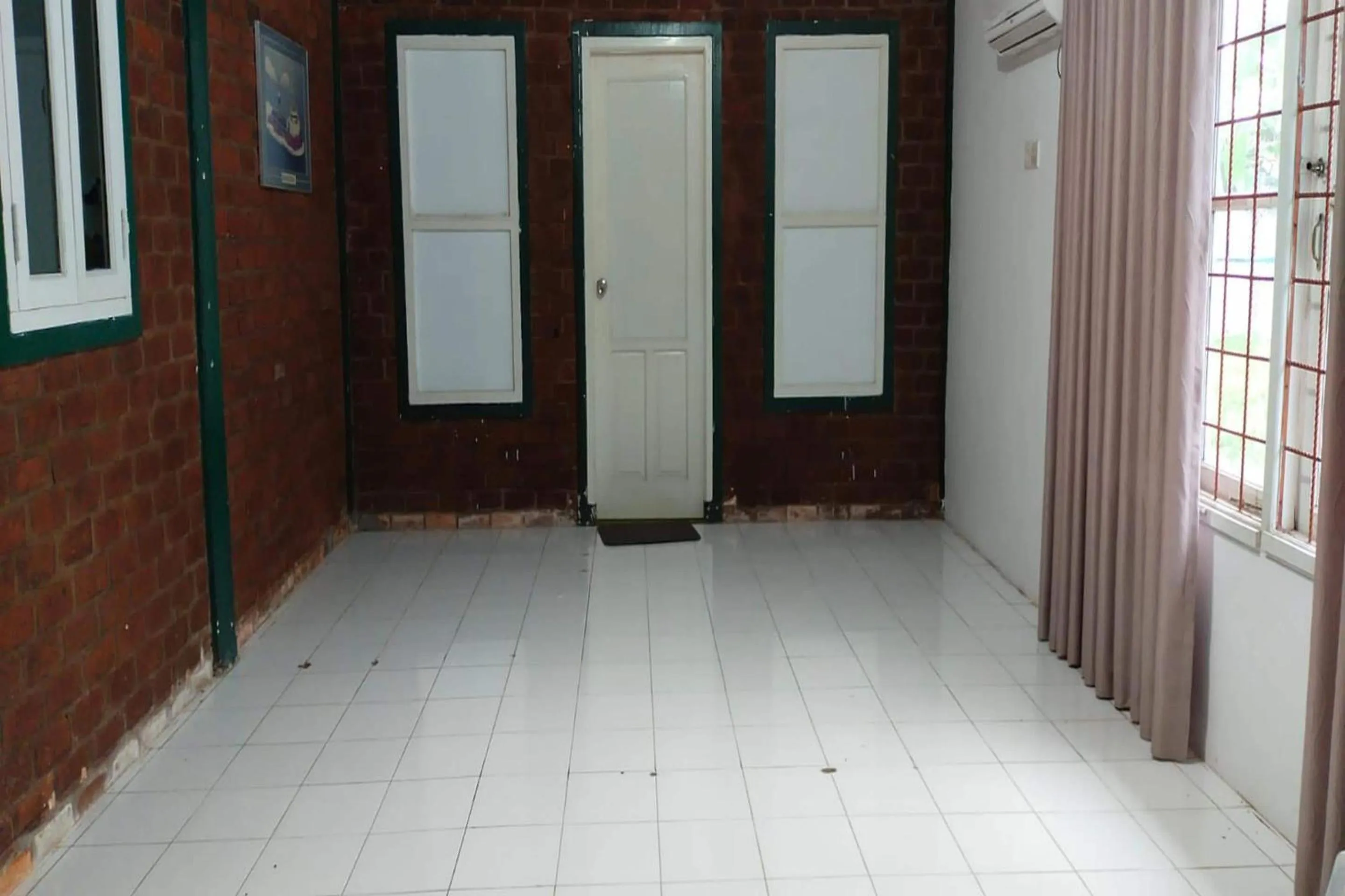 Lobby or reception in Hotel O Guest House Zidan 21