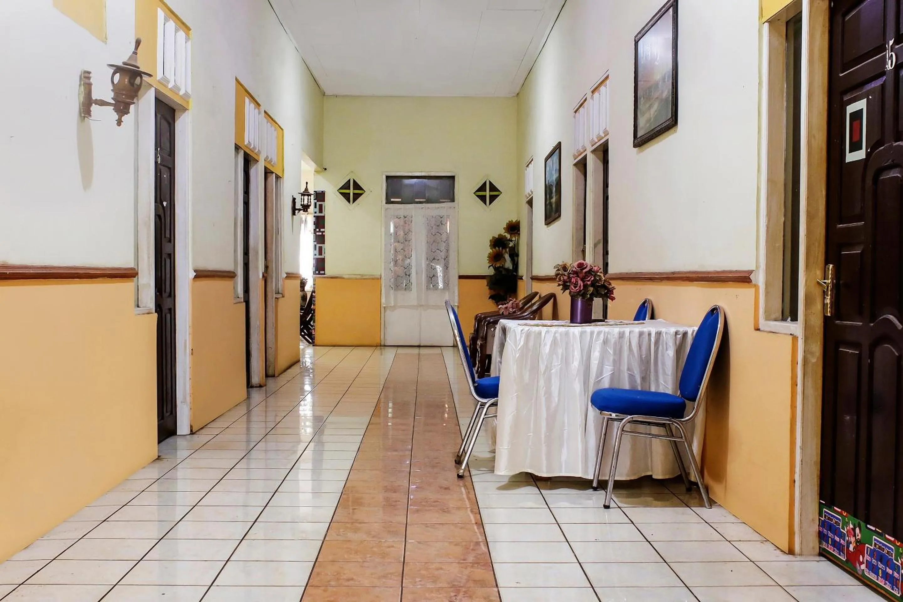 Lobby or reception in Hotel O Wisma Flamboyan NearTaman Makam Pahlawan