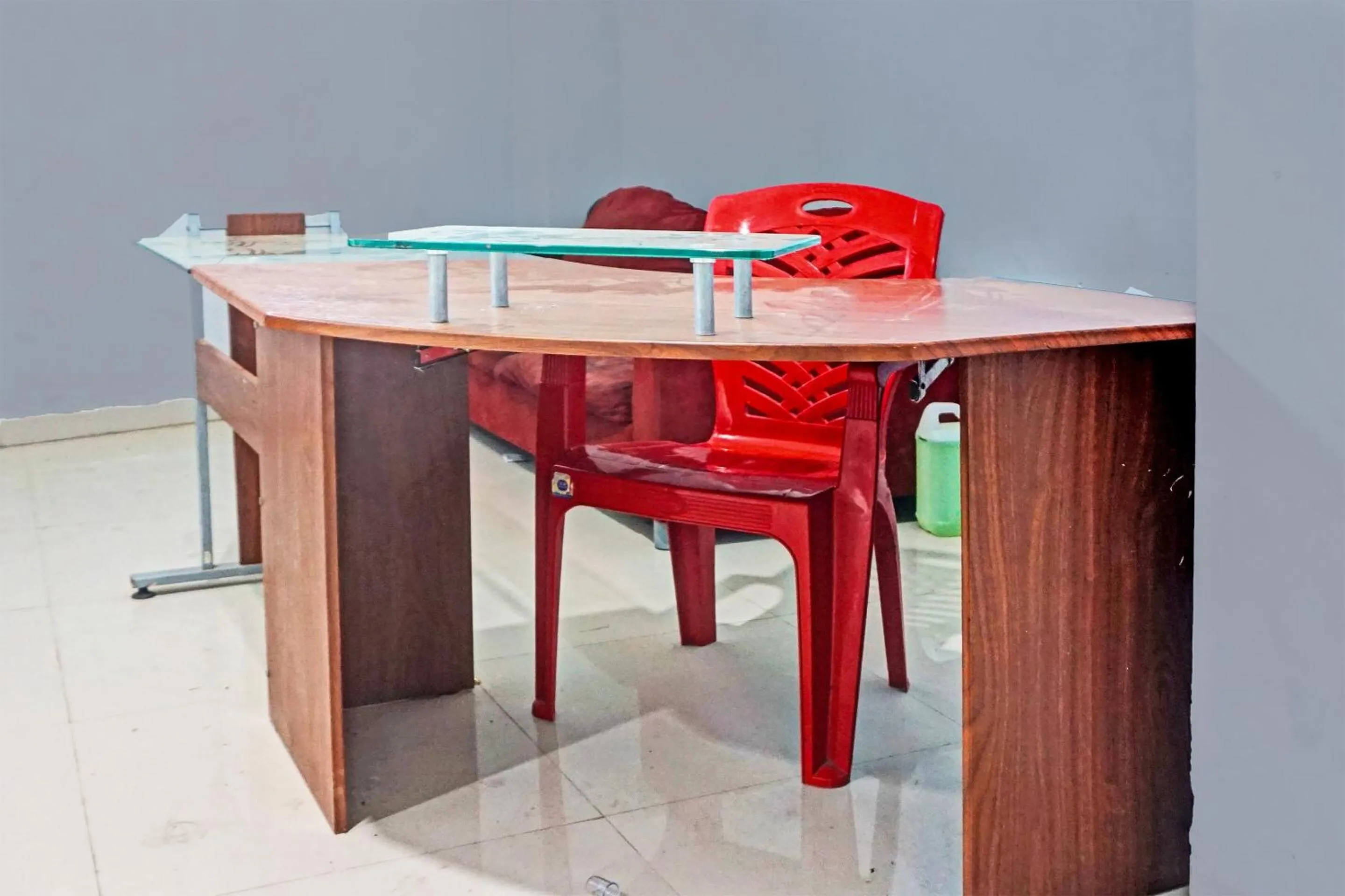 Lobby or reception in Hotel O Pondok Almirah