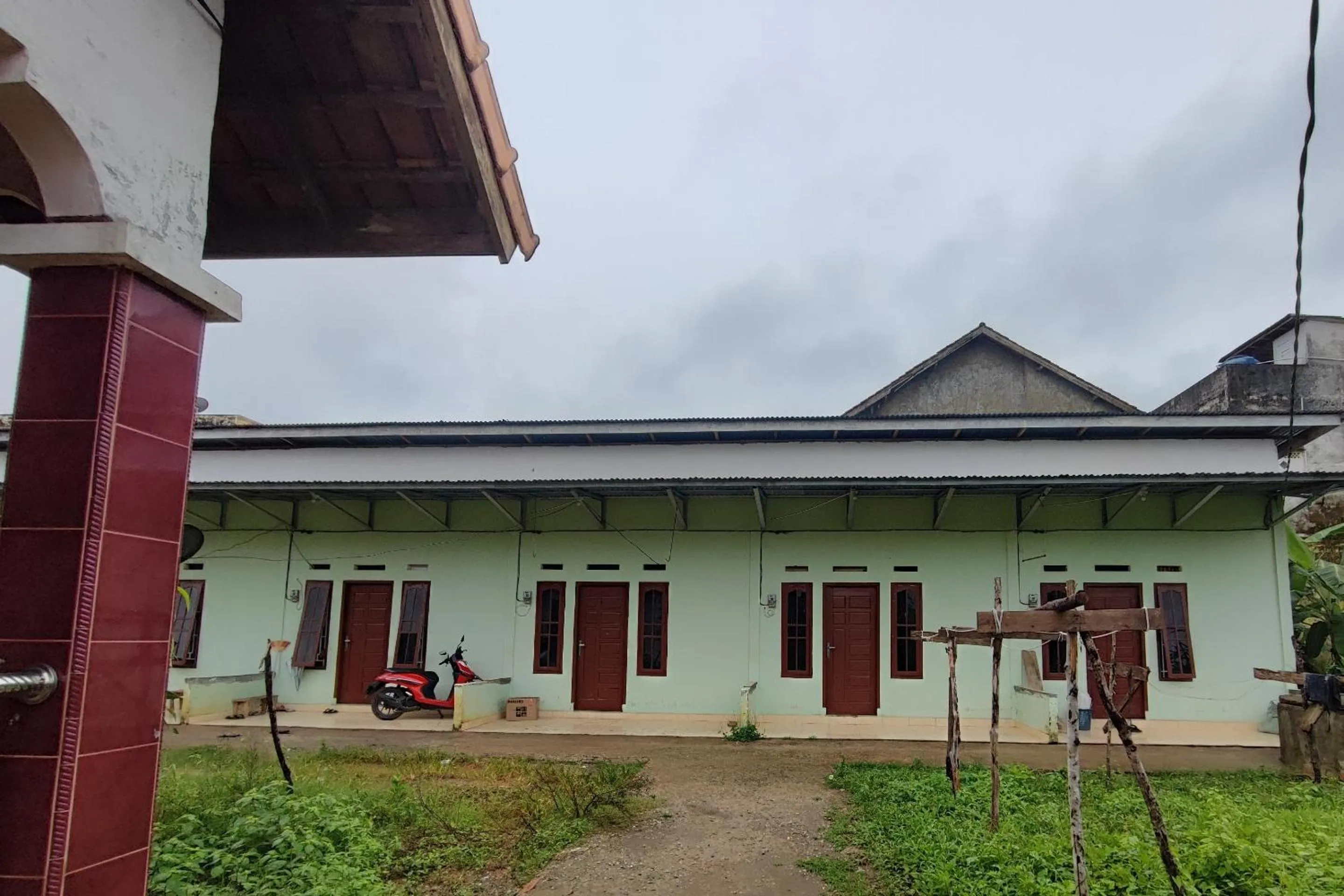 Facade/entrance in Hotel O The Noru Syariah