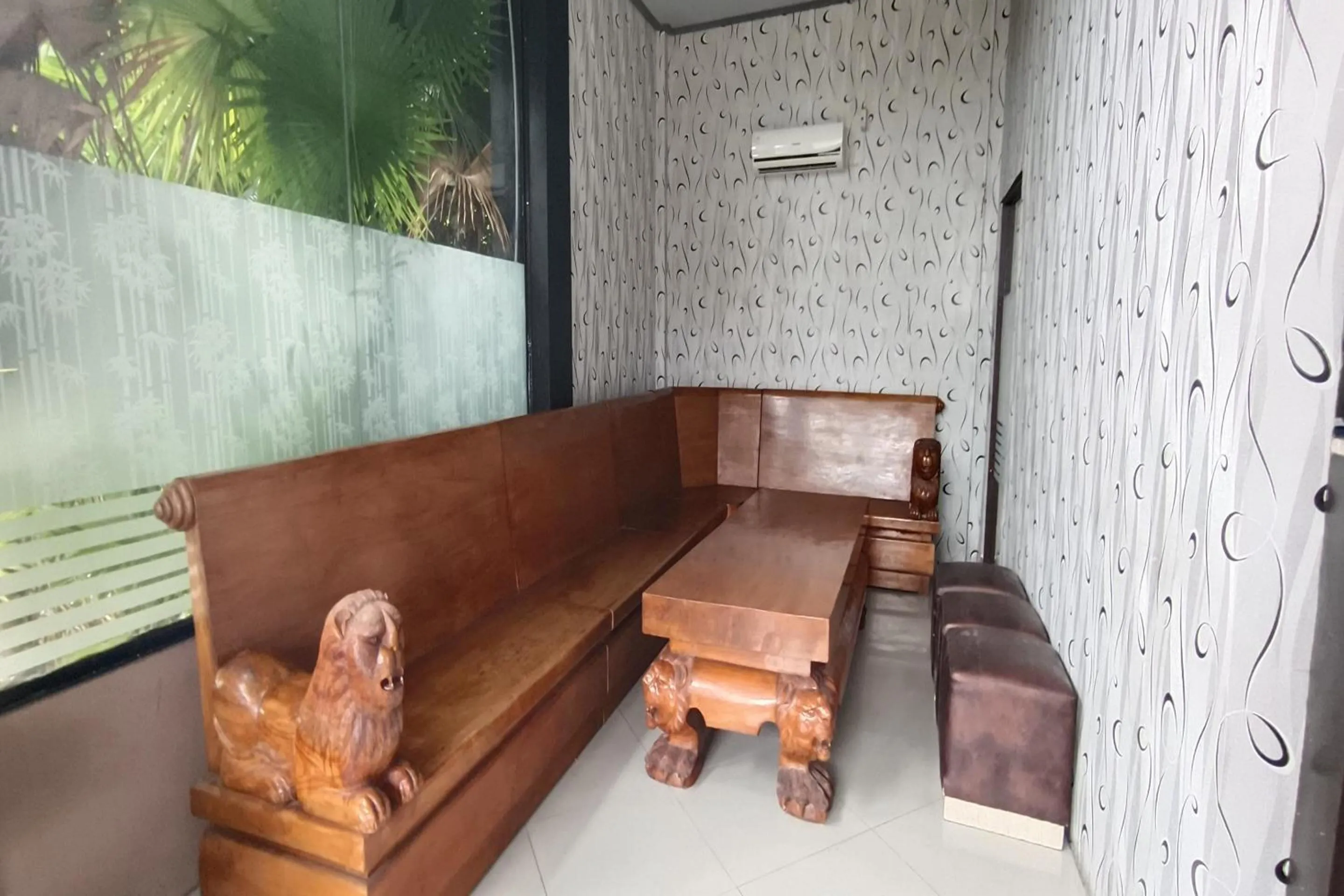 Lobby or reception in Hotel O Umbuy Homestay NearKetupat Kandangan Haji Irus