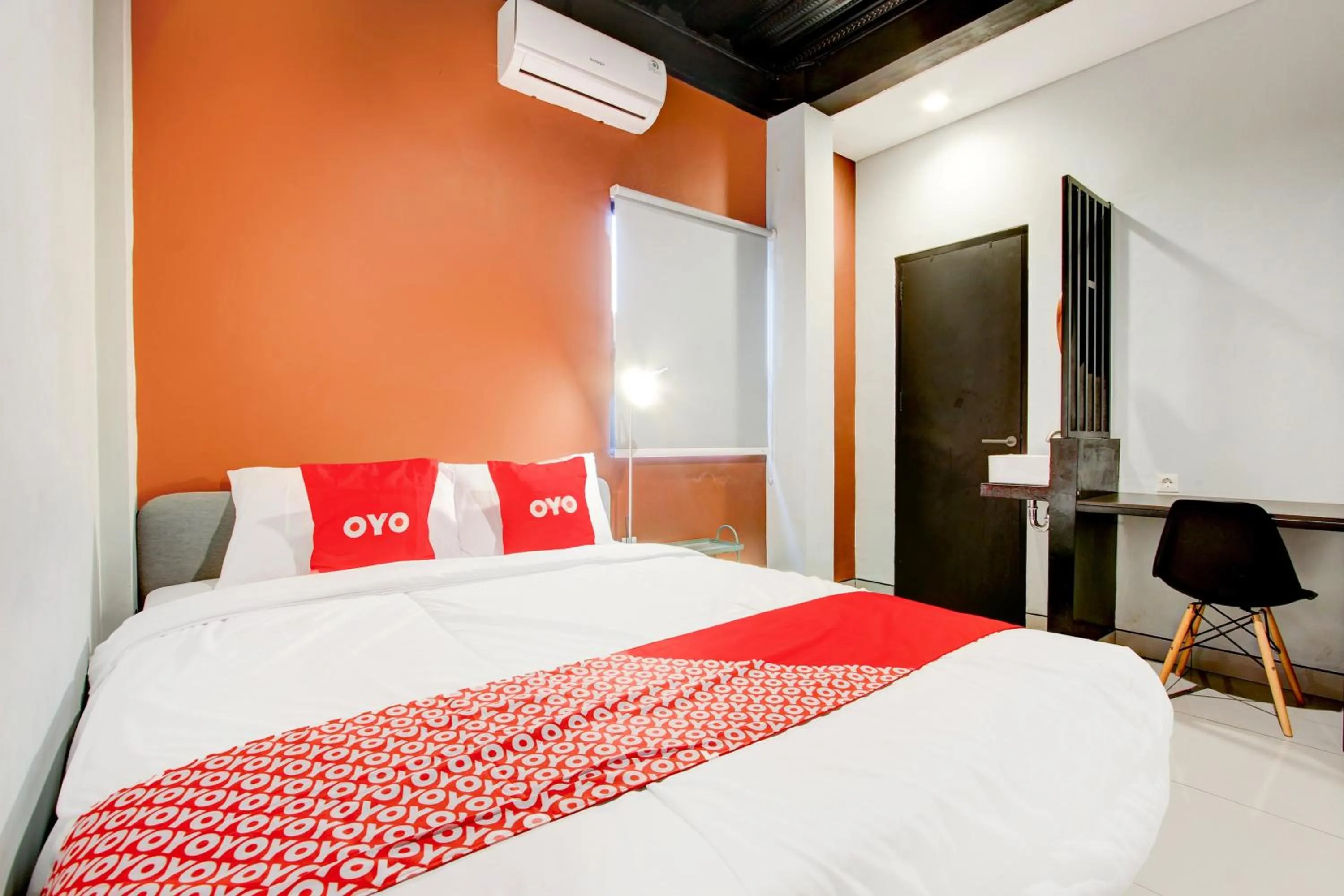 Bedroom, Bed in Hotel O Rubina Syariah Hotel