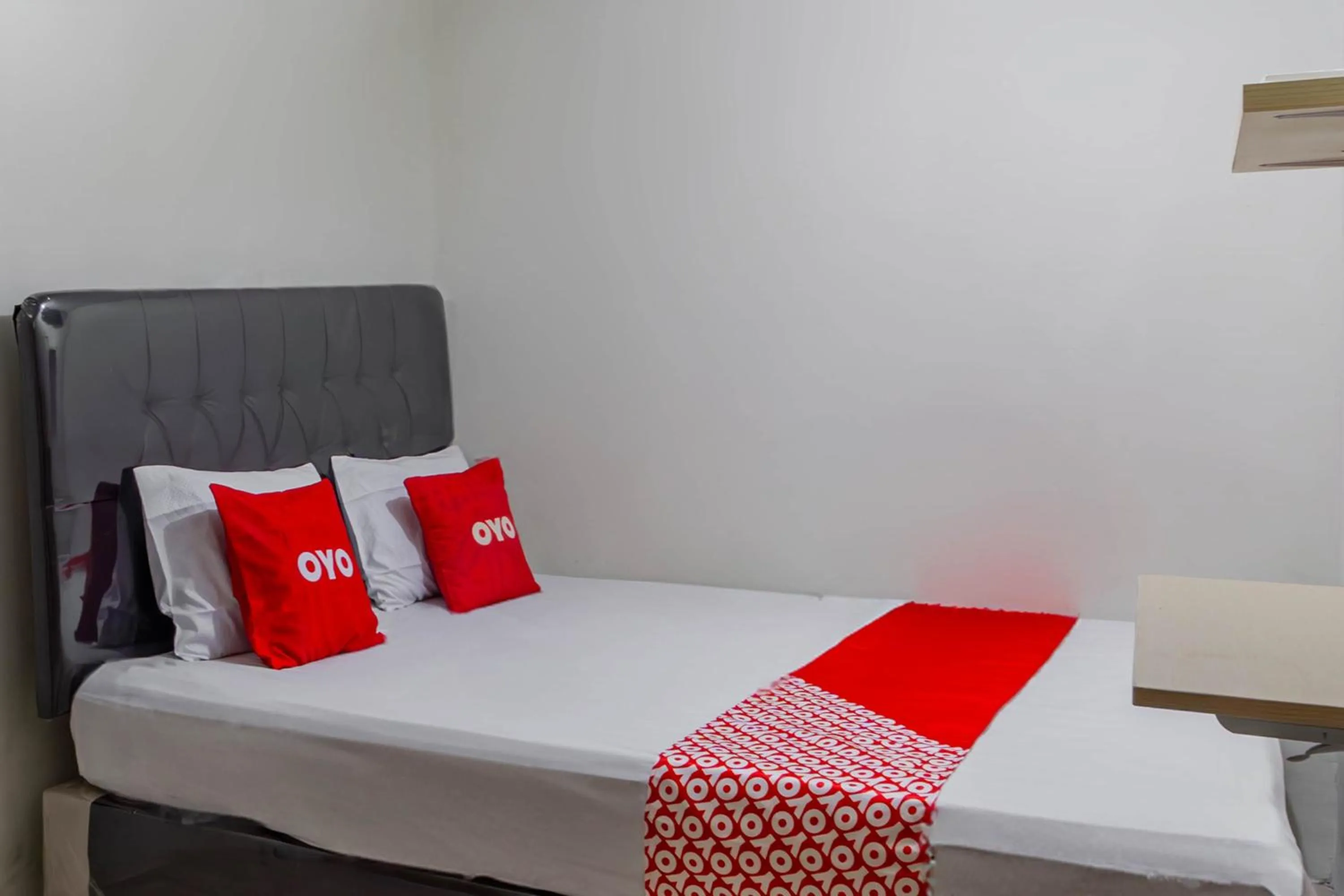 Bedroom in OYO 93526 Homely Syariah