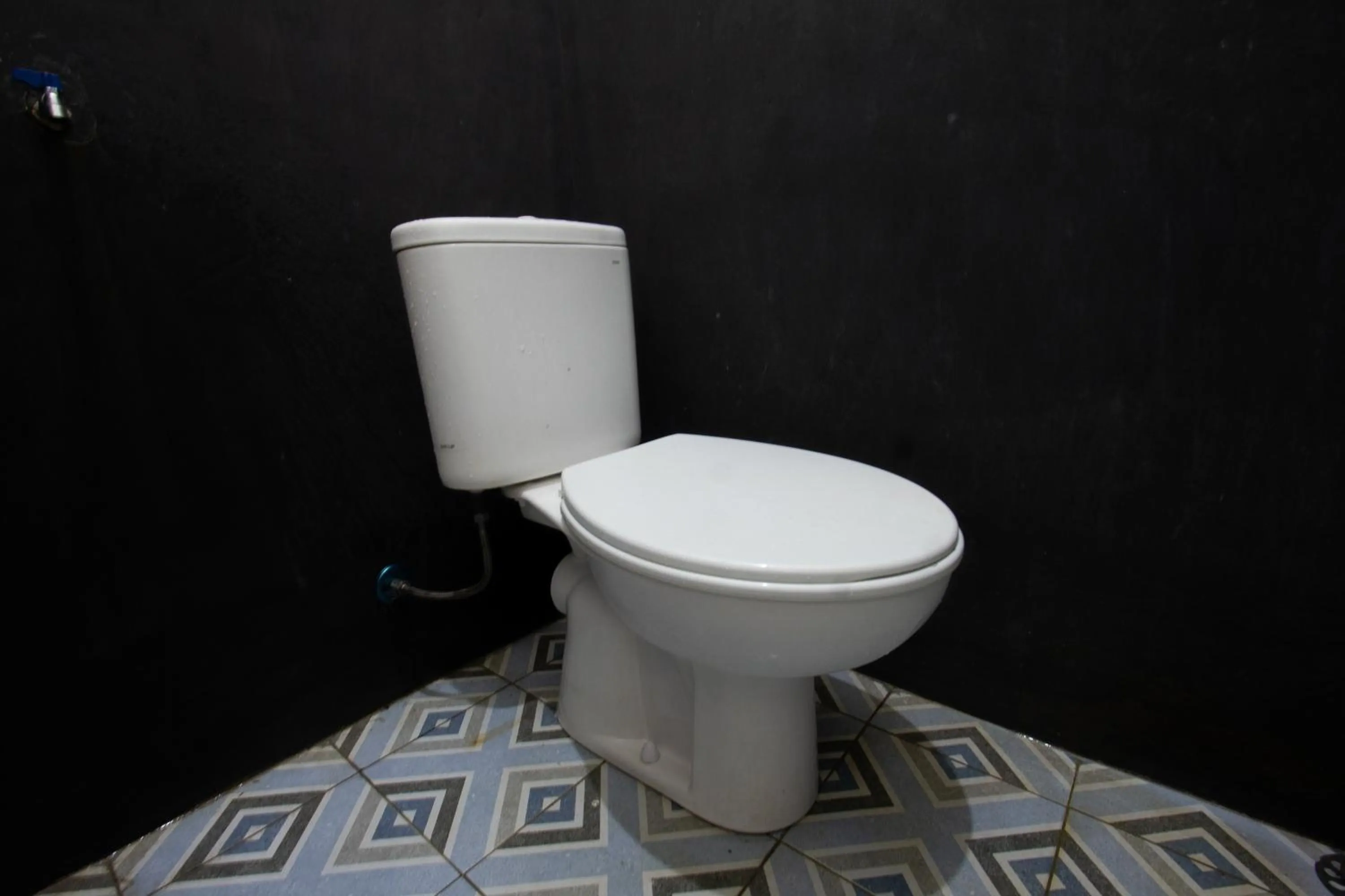 Bathroom in Hotel O Penginapan Melati Tanjung Near Kantor Pengamat Pengairan Tanjung