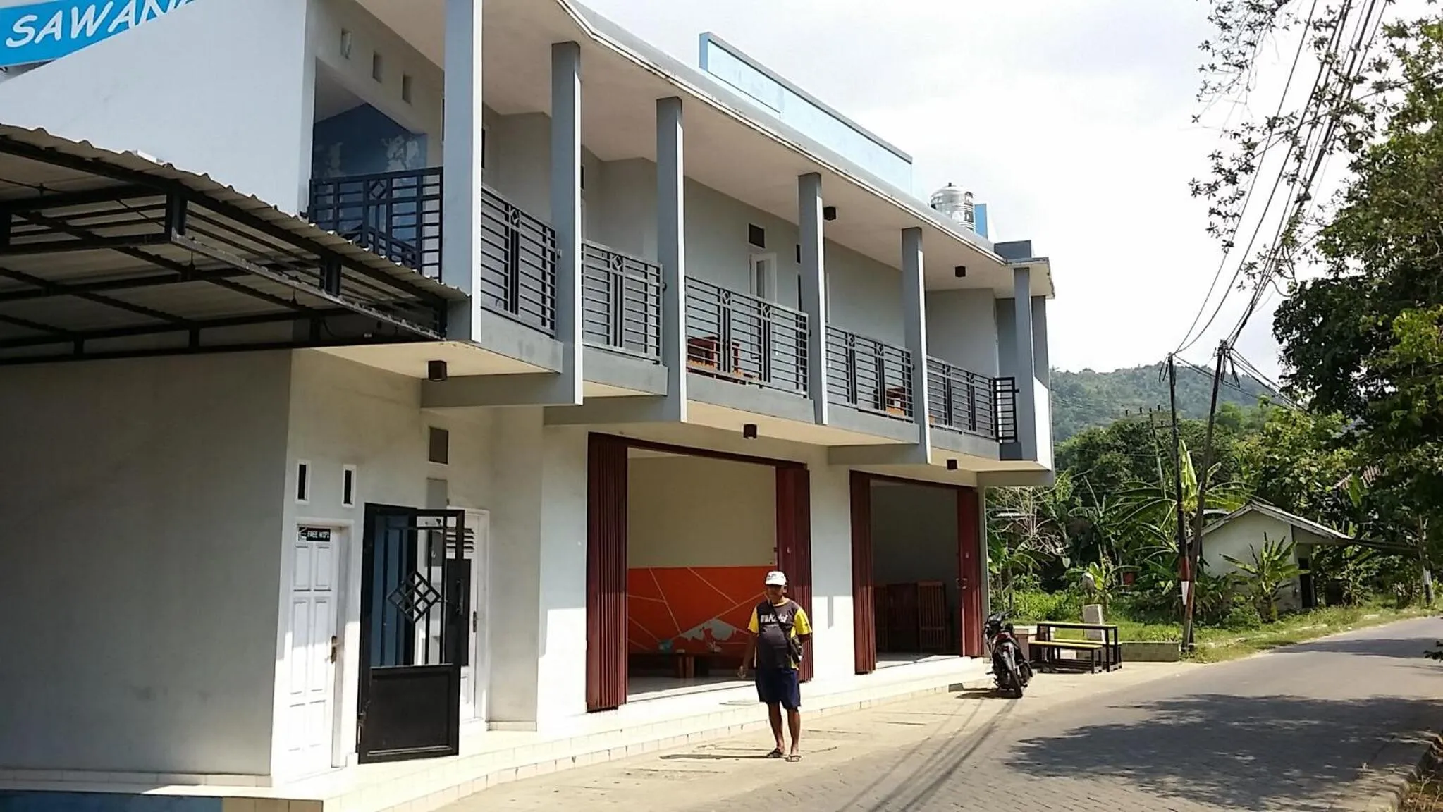 Facade/entrance in Hotel O Sawang Sana Motel Syariah Near SMAN 1 Sangkapura