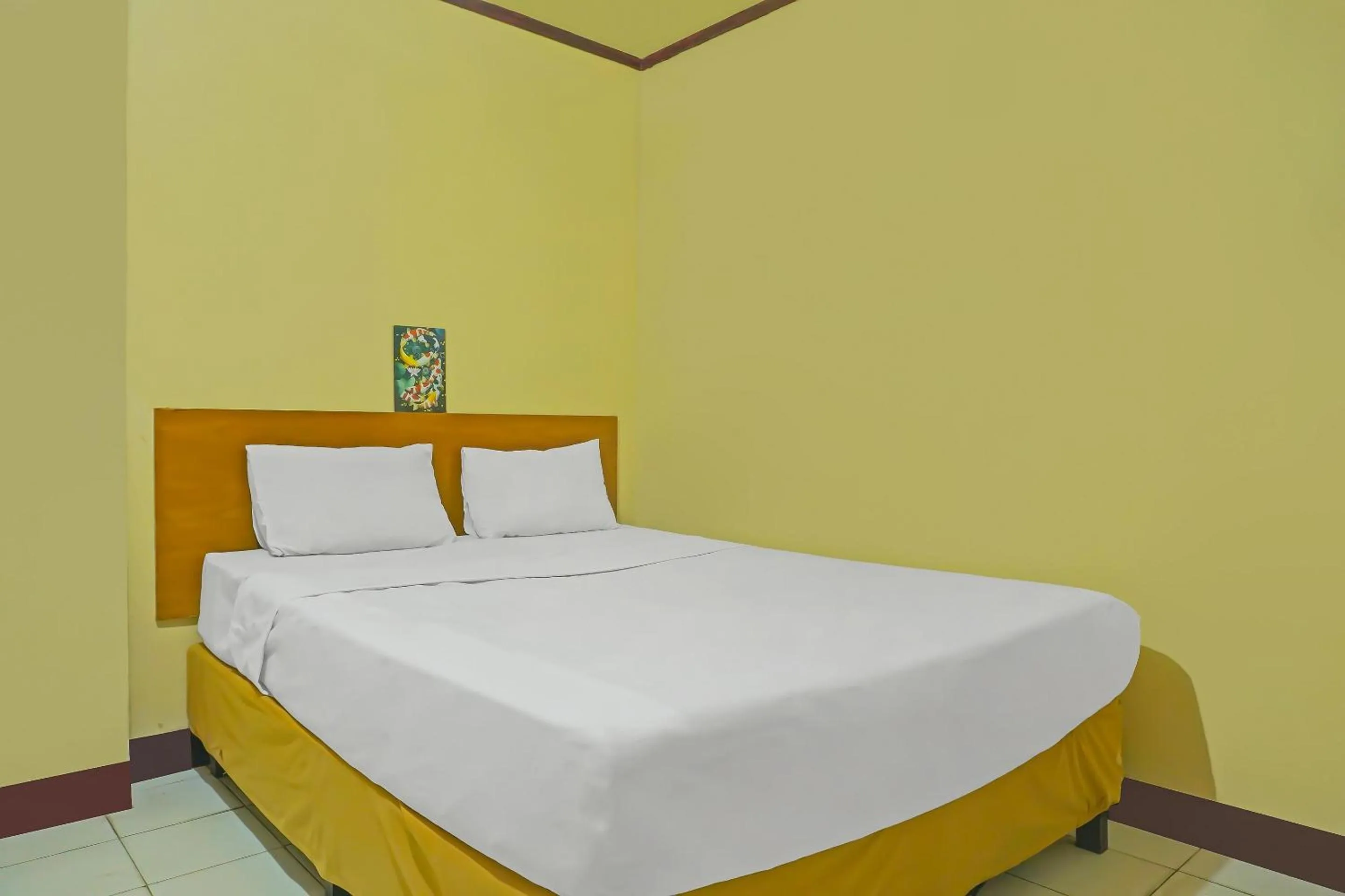 Bedroom, Bed in Hotel O Penginapan Laras PaminggirNearPesona Alam Seafood Pink Mira