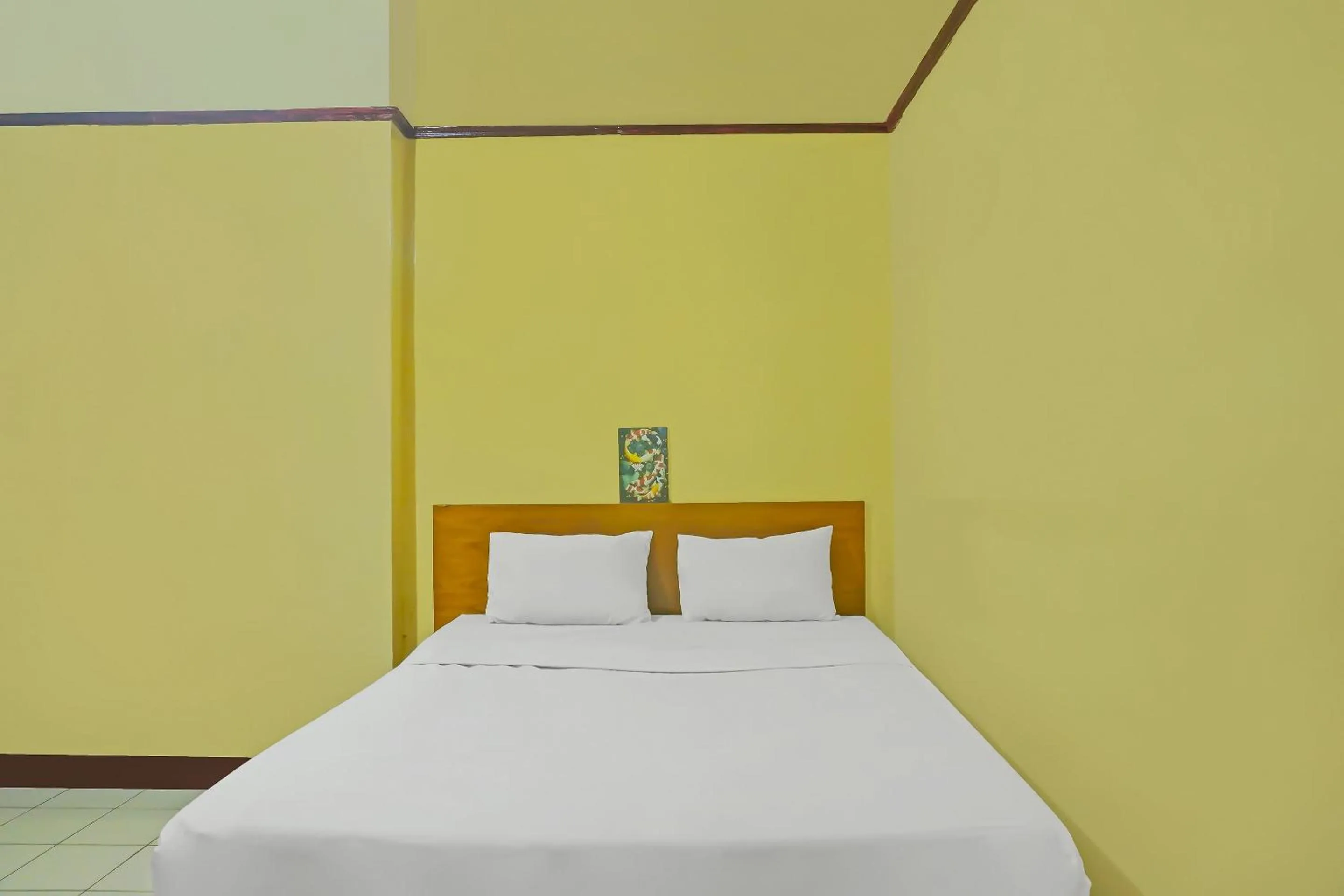 Bedroom, Bed in Hotel O Penginapan Laras PaminggirNearPesona Alam Seafood Pink Mira