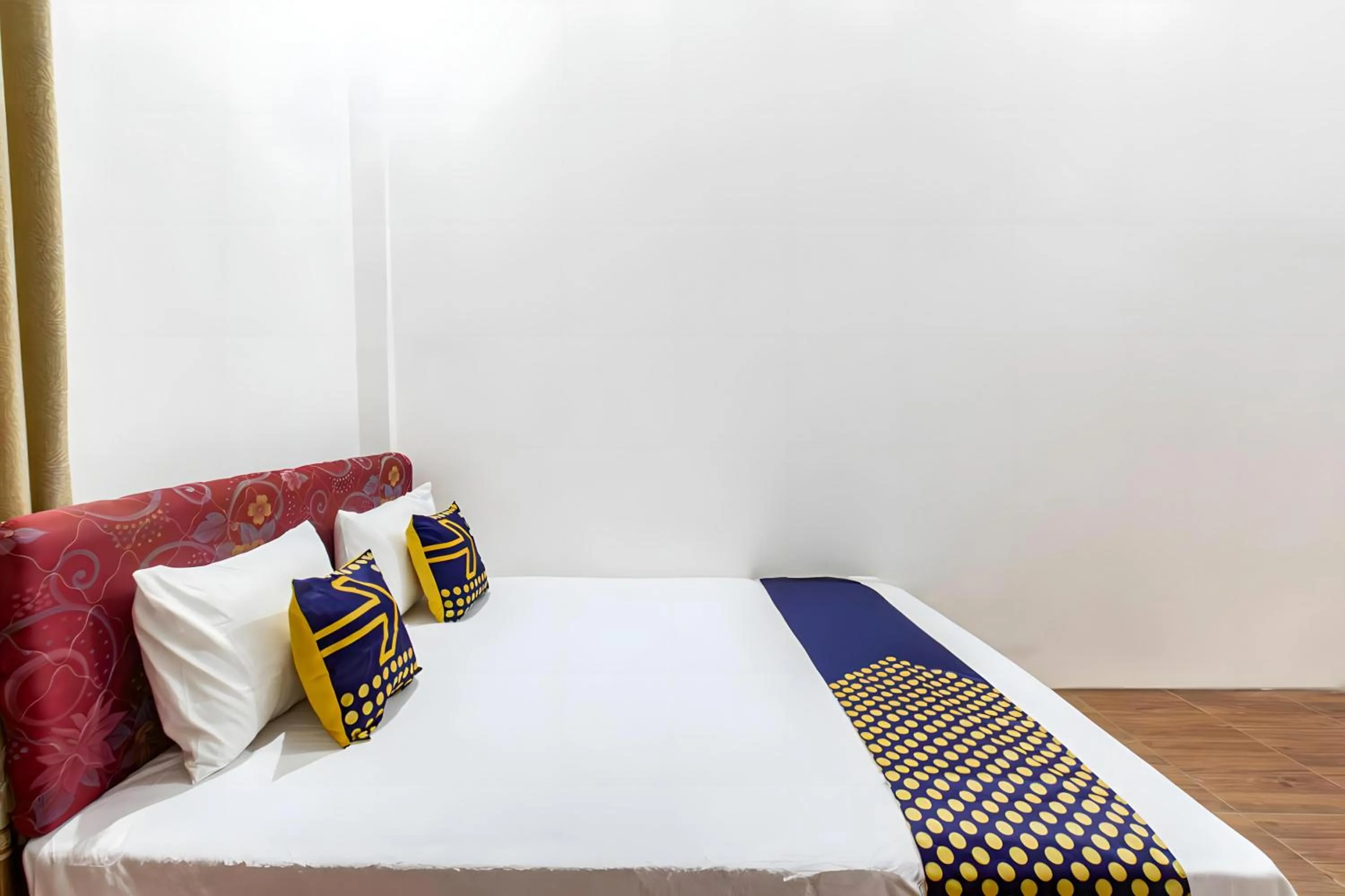 Bedroom, Bed in Hotel O Kebun Manis Homestay Near Lapangan Bola Volly Batu Kumbung