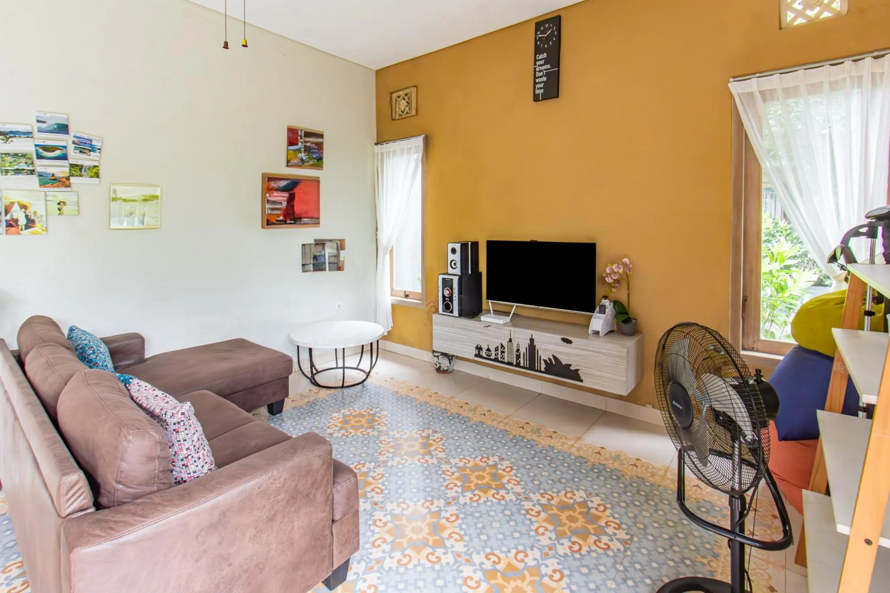 Lobby or reception in Hotel O Bale Jiwan Mukti Narmada Near SMA NW NARMADA