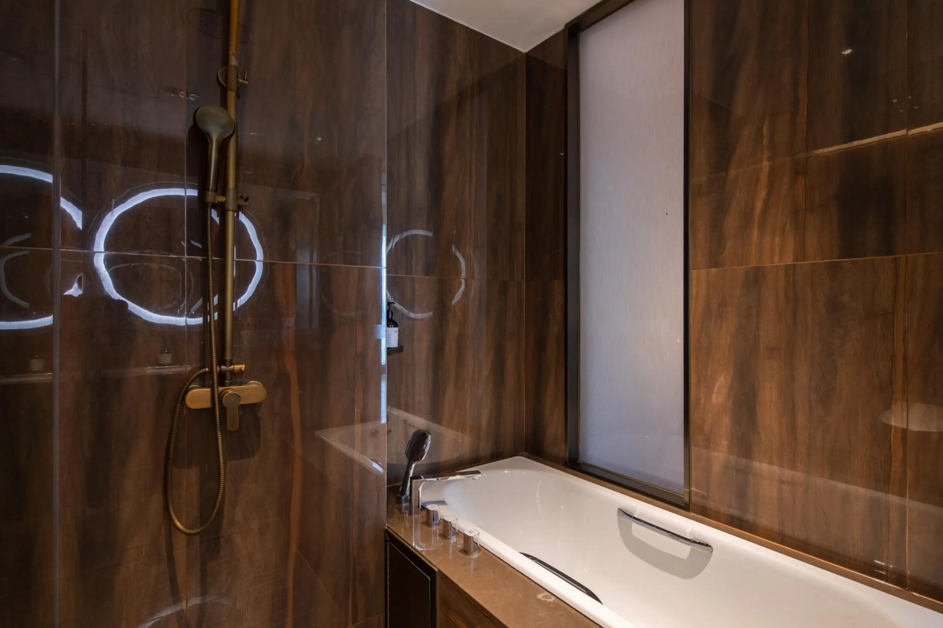 Echeng Hotel - Huawei Base Store in Shenzhen