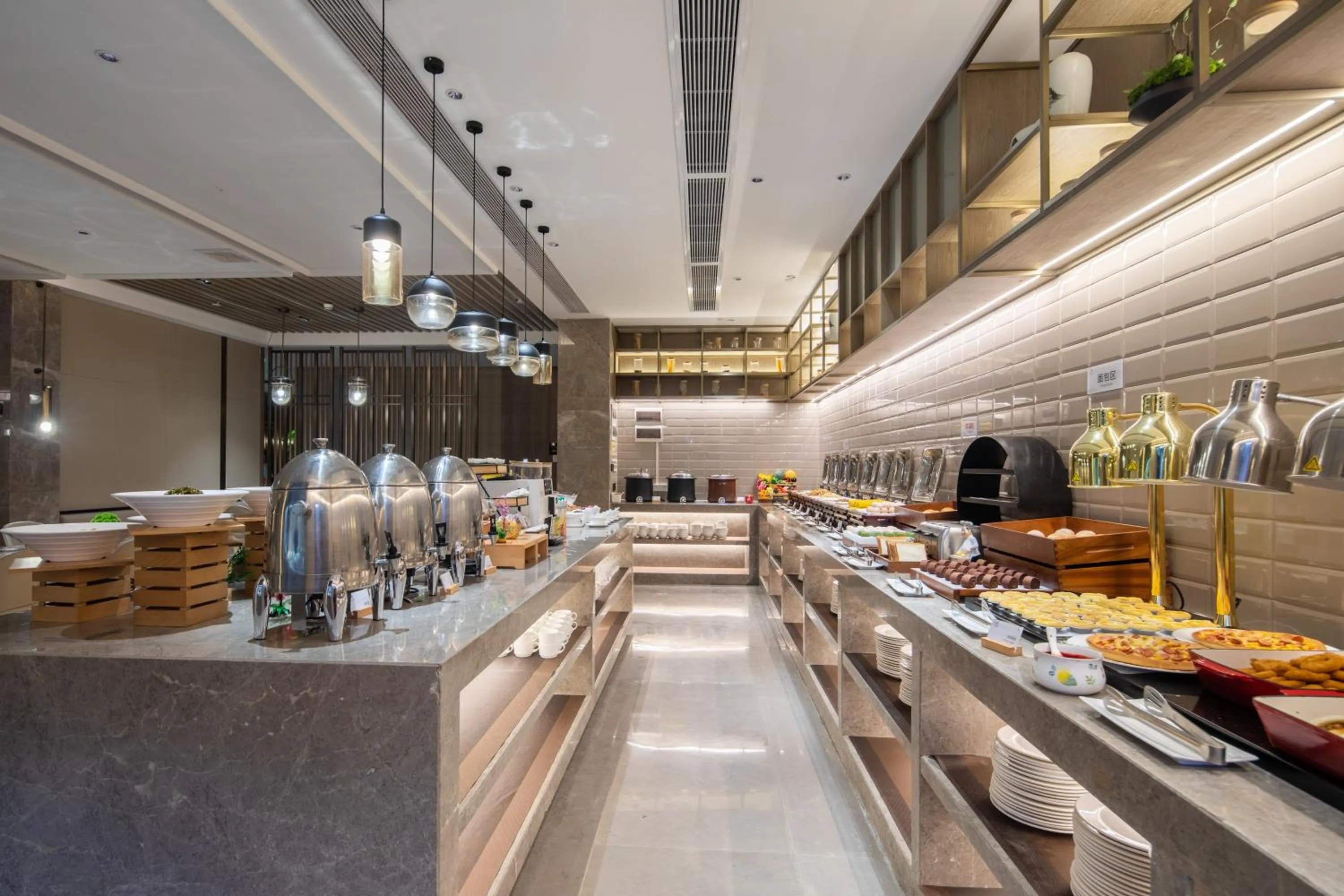 Echeng Hotel - Huawei Base Store in Shenzhen