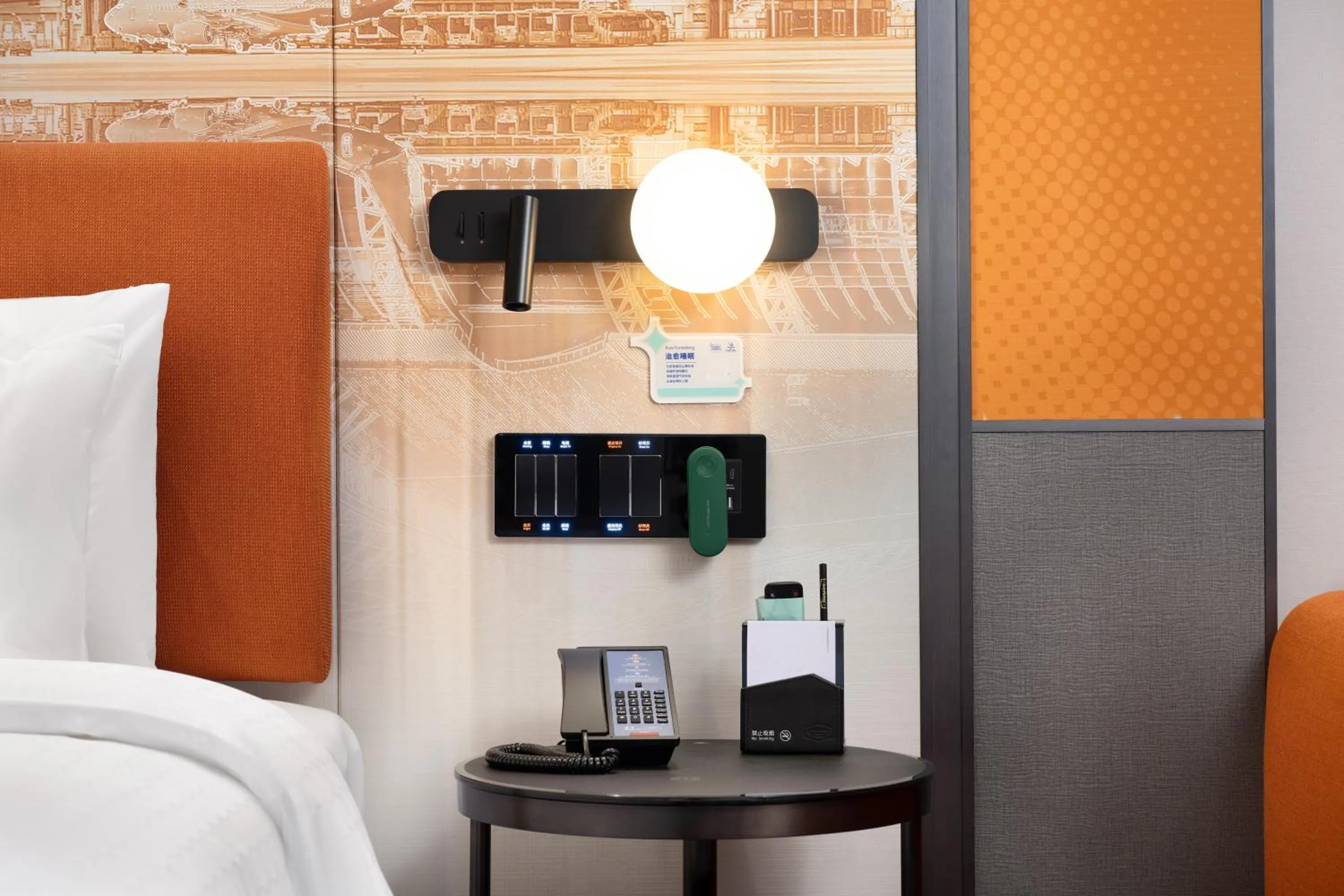 Bed in Hampton by Hilton Guangzhou Renhe Baiyun Airport-Free Shuttle Bus During The Canton Fair