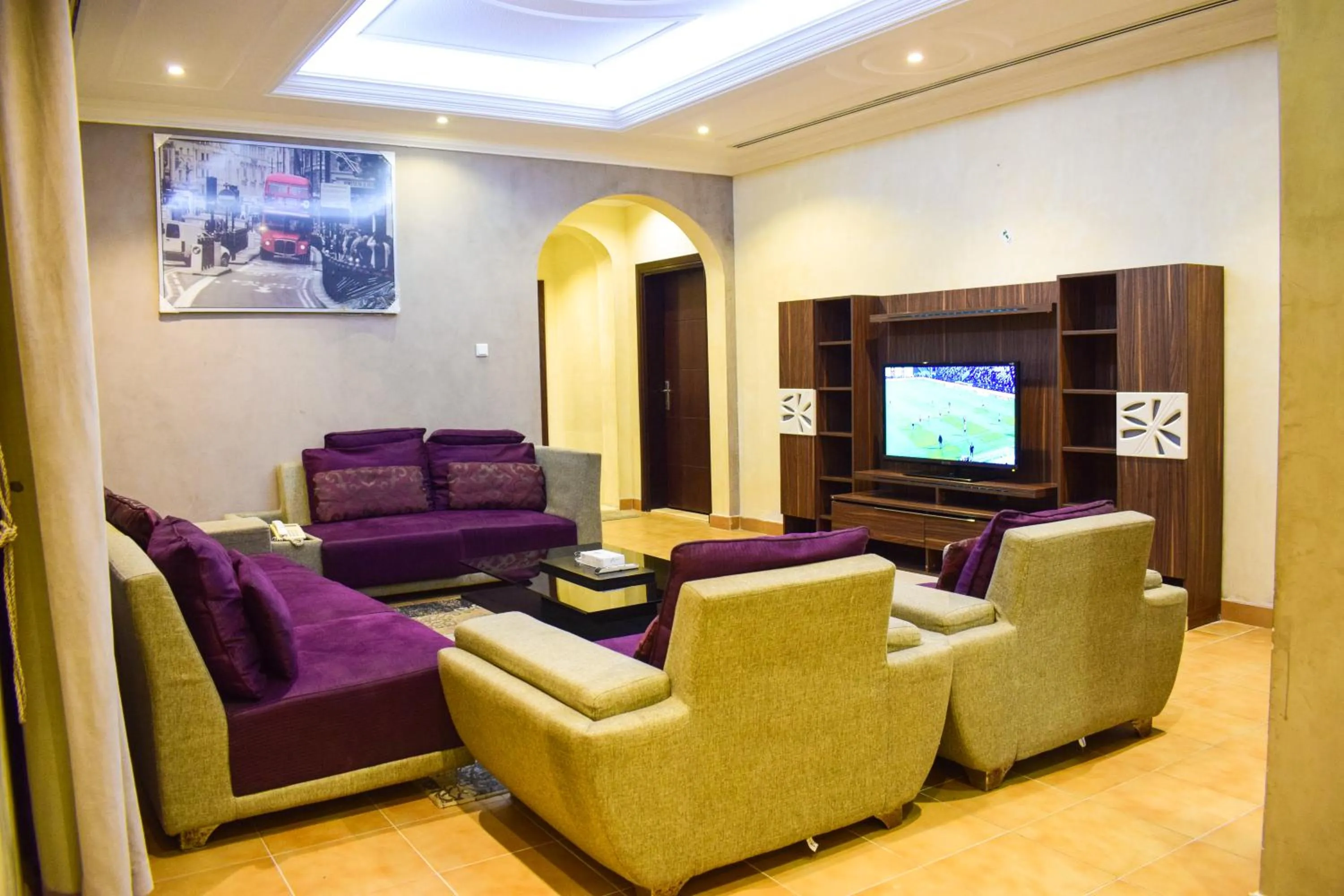 Arjan Qurtuba Served Apartments