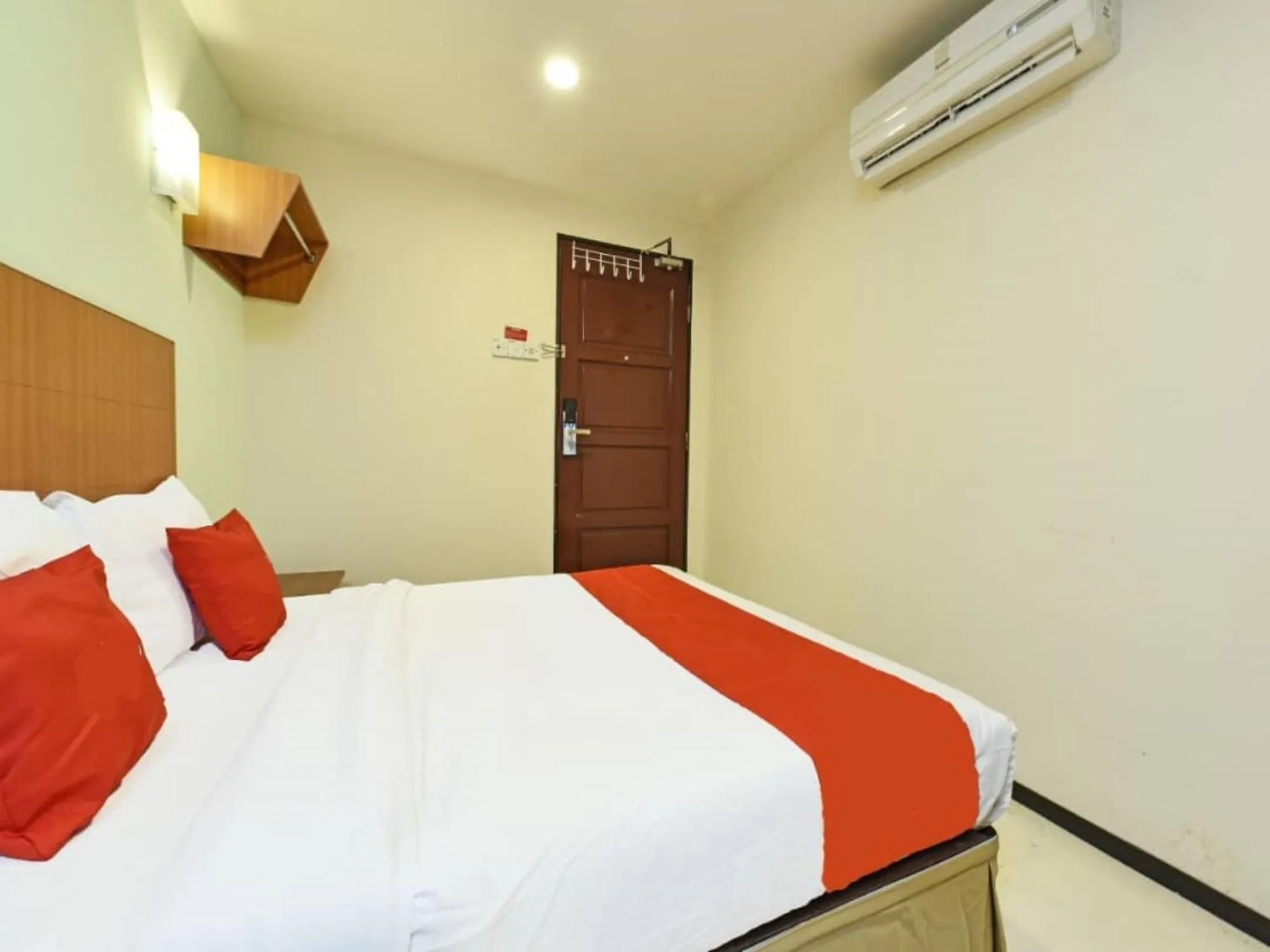 Bed in MRC Hotel Melaka Raya