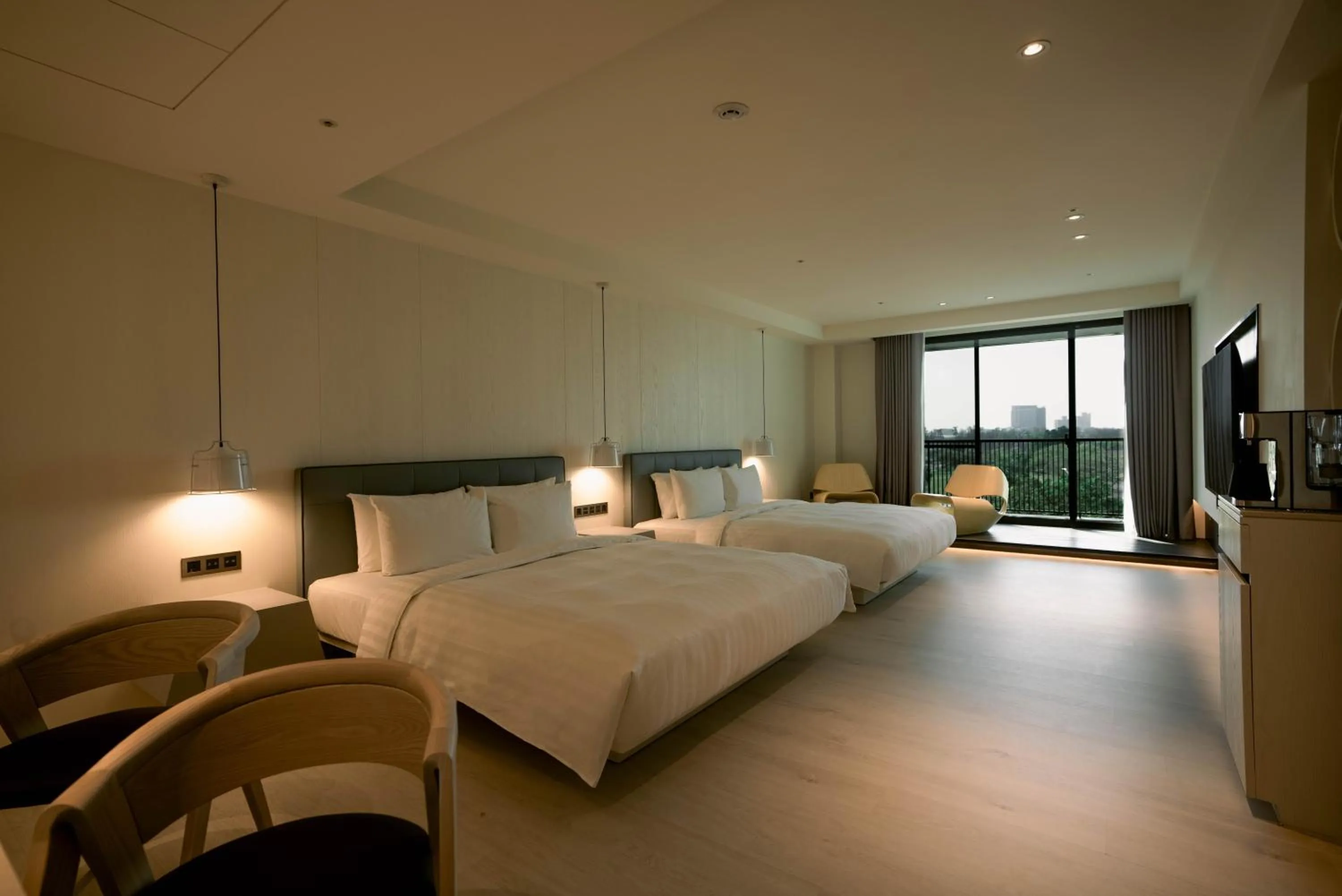 Photo of the whole room, Bed in XIUXI Anping Hotel