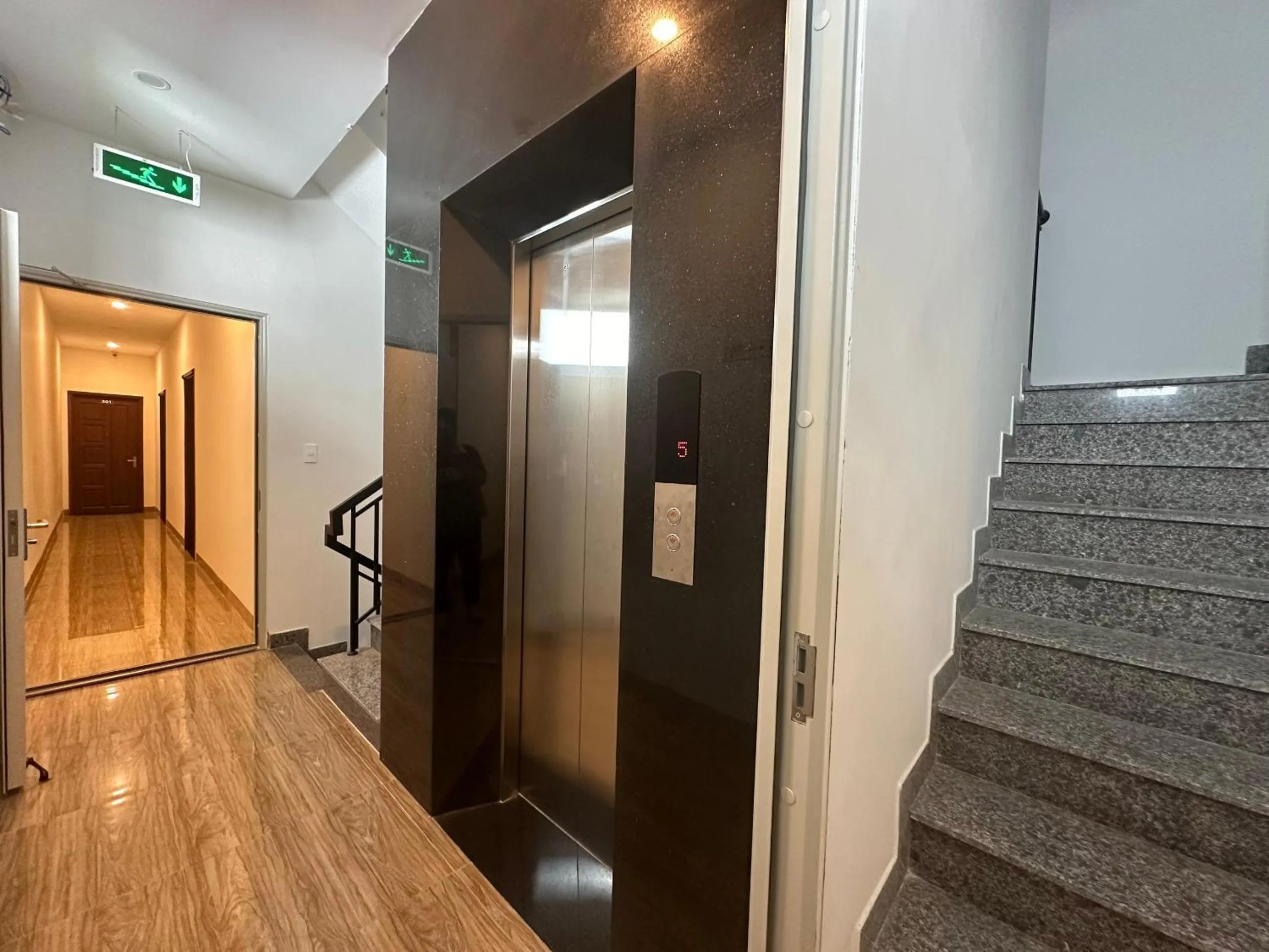 Lobby or reception in Motel Phuong Linh