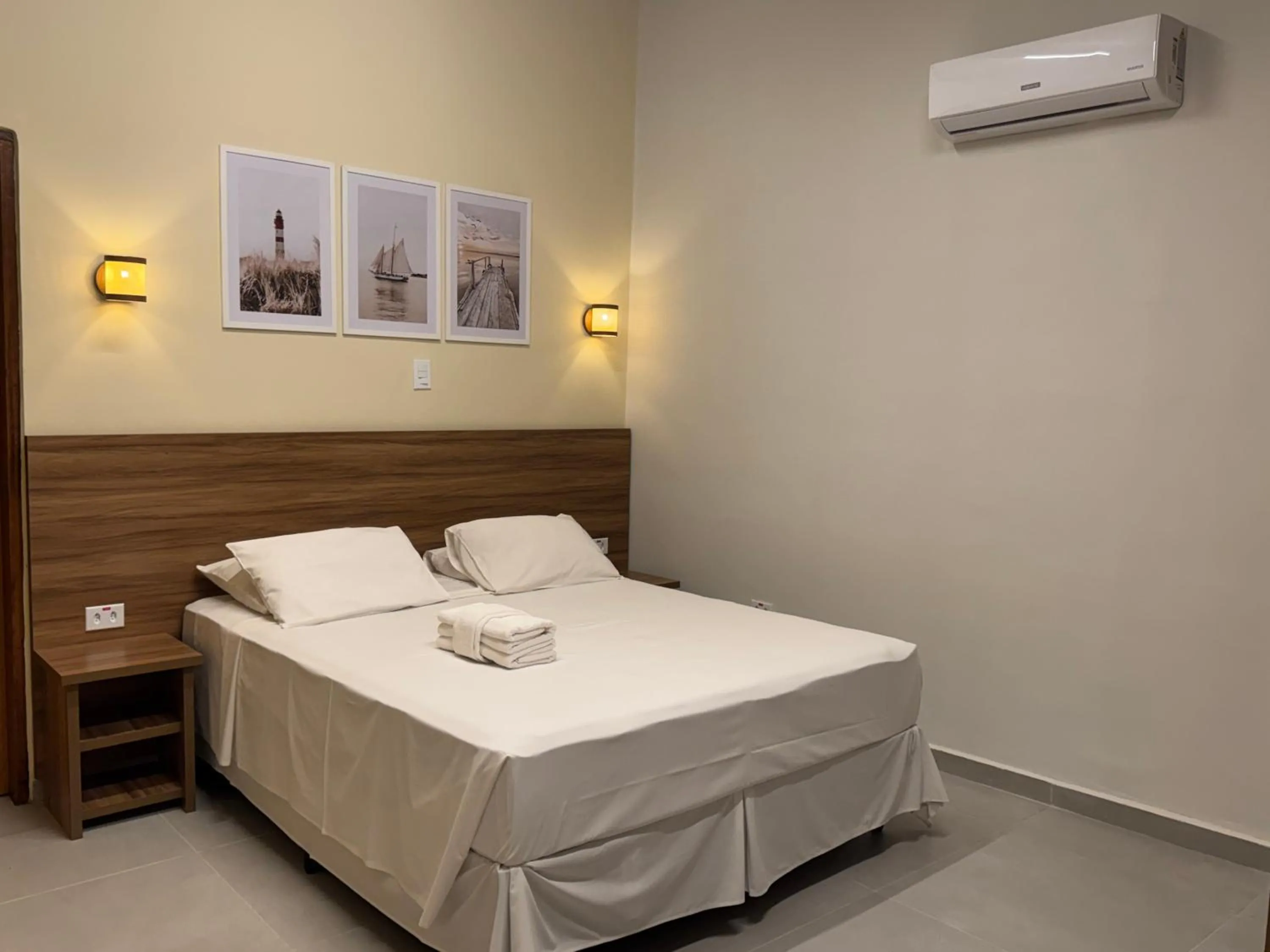 Queen Room - Disability Access in Hotel Roma