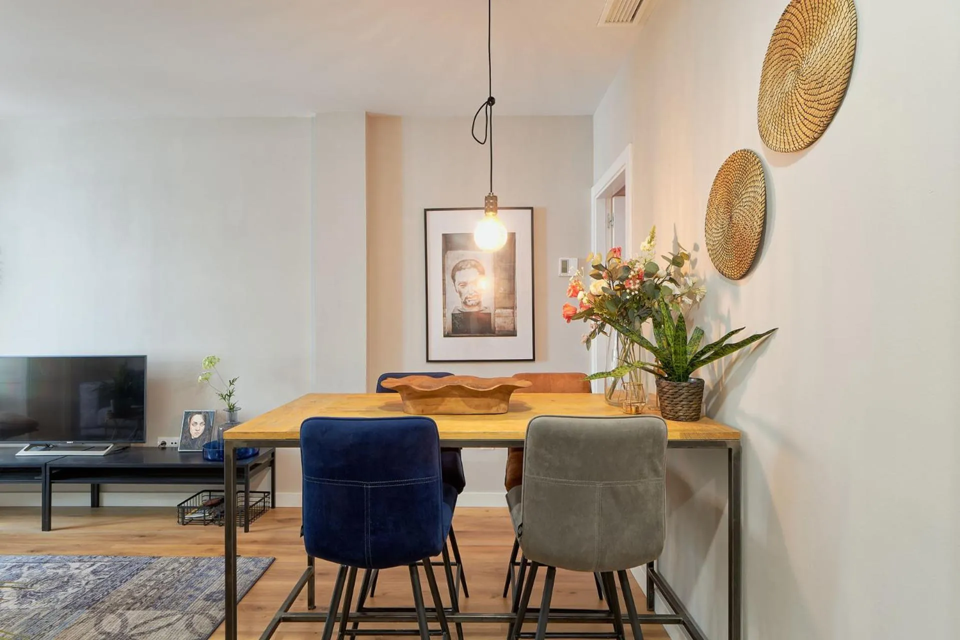 Communal lounge/ TV room in Somera Apartment in Malaga by Solaga Holiday Homes