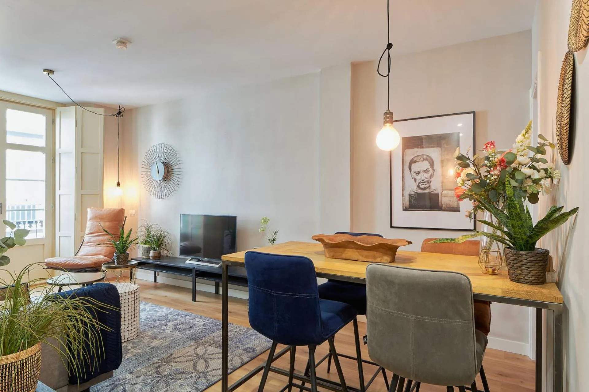 Communal lounge/ TV room in Somera Apartment in Malaga by Solaga Holiday Homes