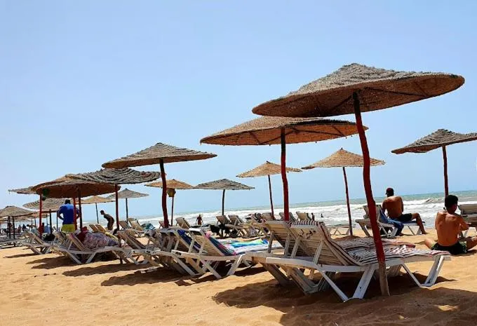 Beach in sidi kaouki ayt karoum