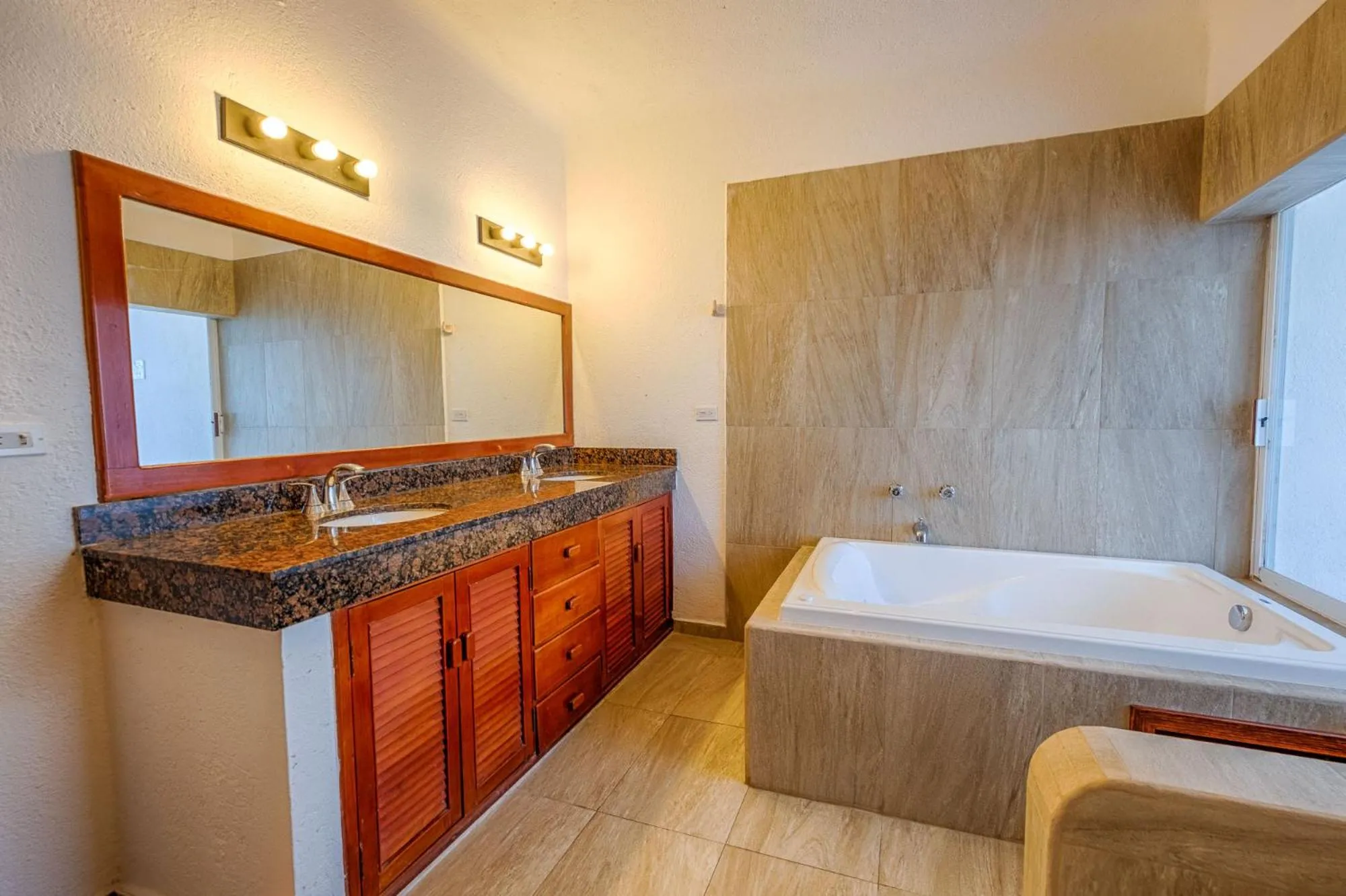 Bathroom in Del Sol Beachfront