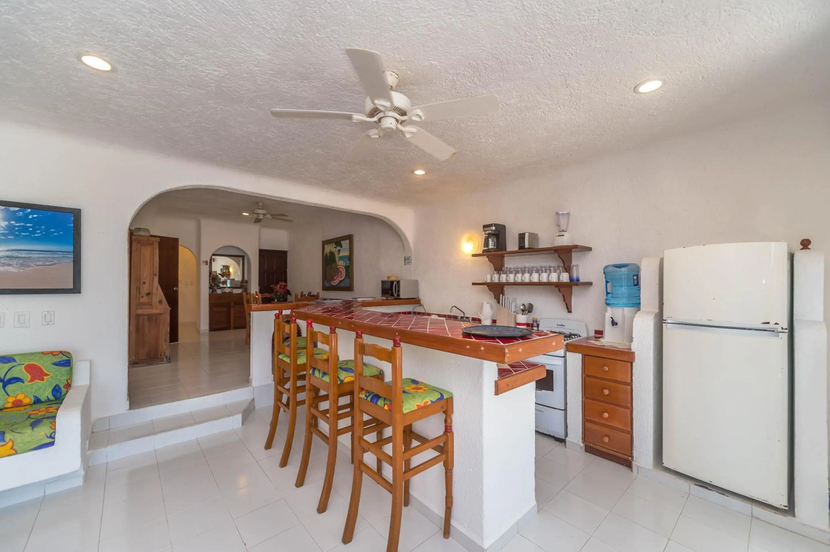 Kitchen or kitchenette in Del Sol Beachfront