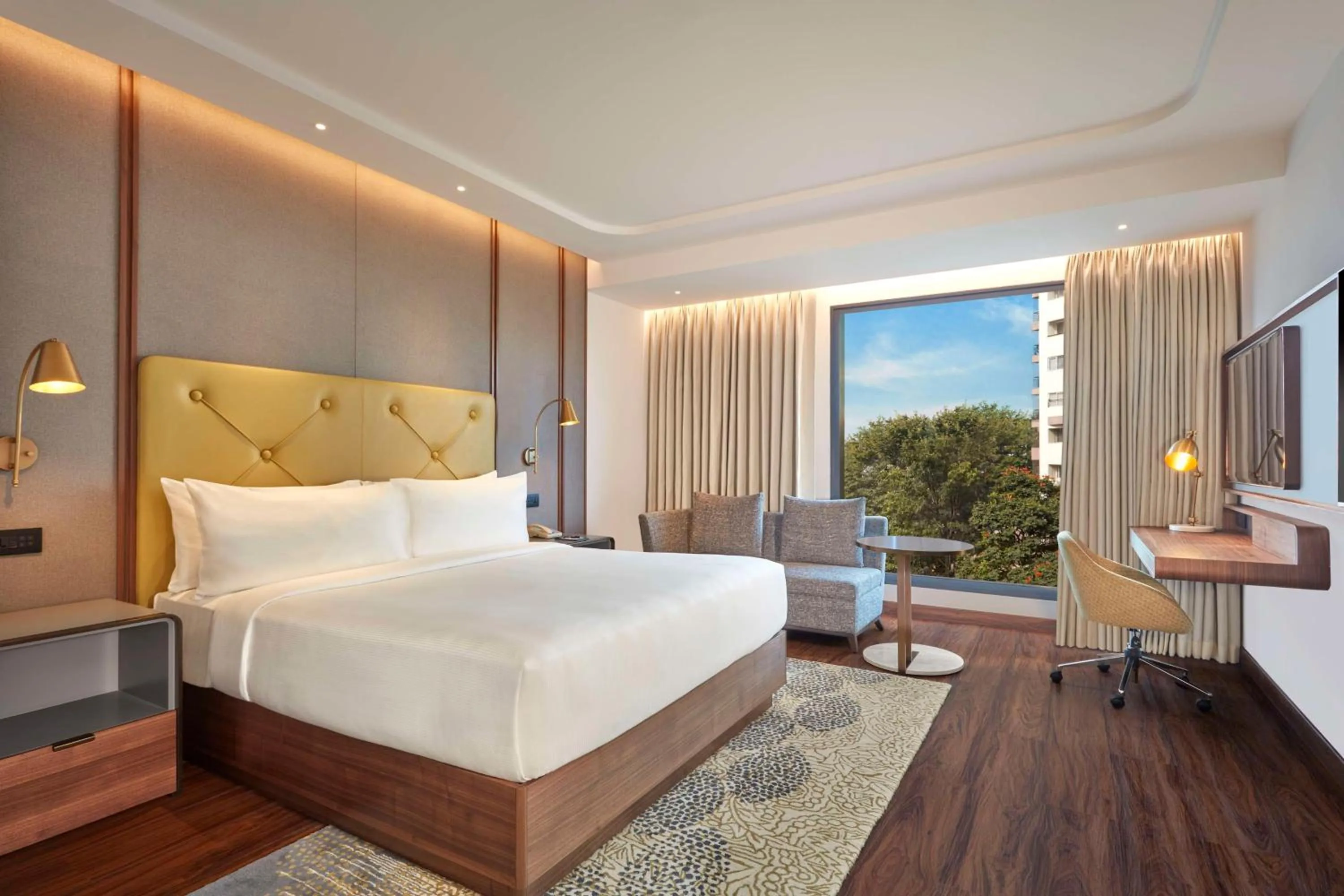 Deluxe King Room in Doubletree By Hilton Bengaluru Whitefield
