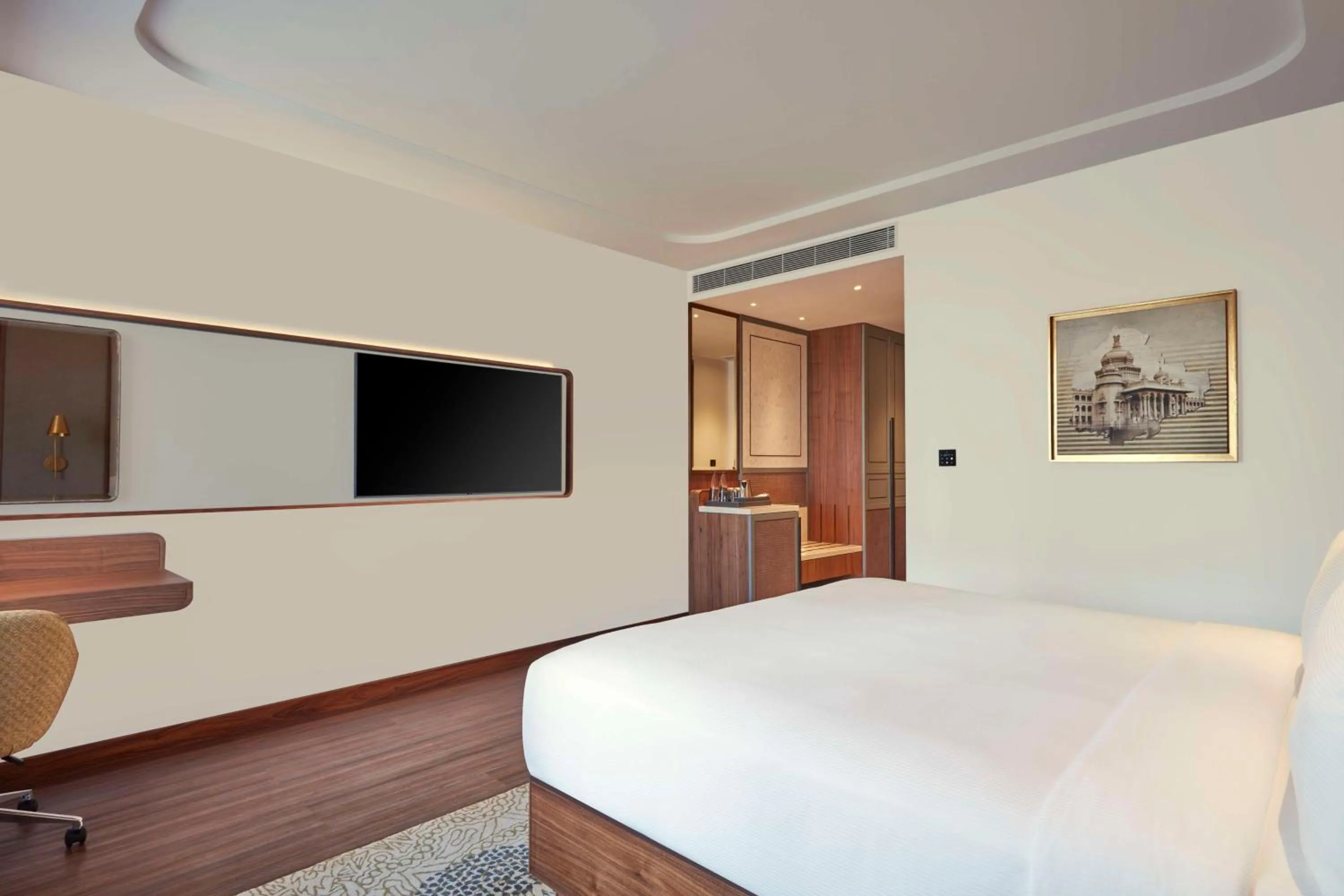 Bed in Doubletree By Hilton Bengaluru Whitefield