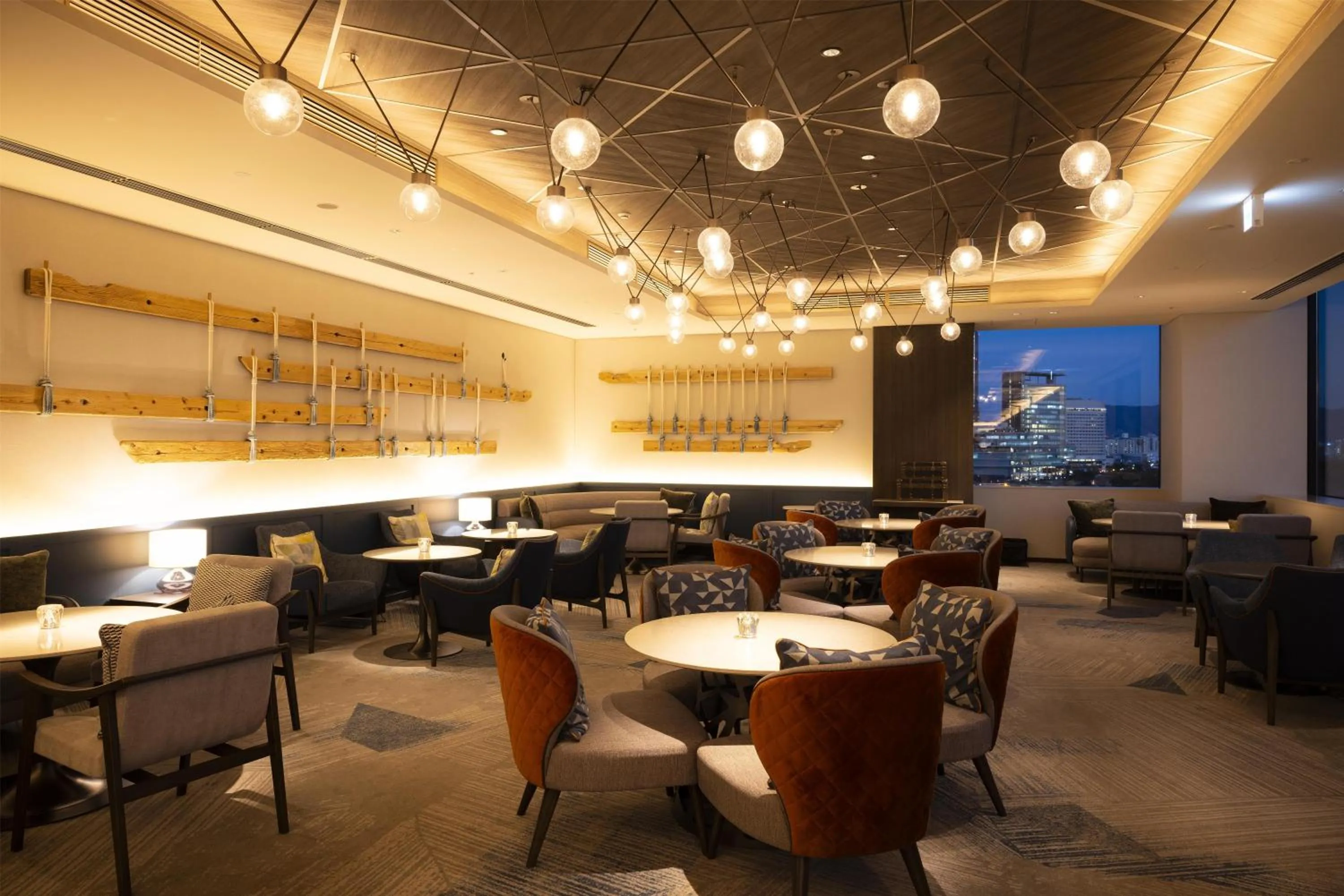 Lounge or bar in DoubleTree by Hilton Osaka Castle