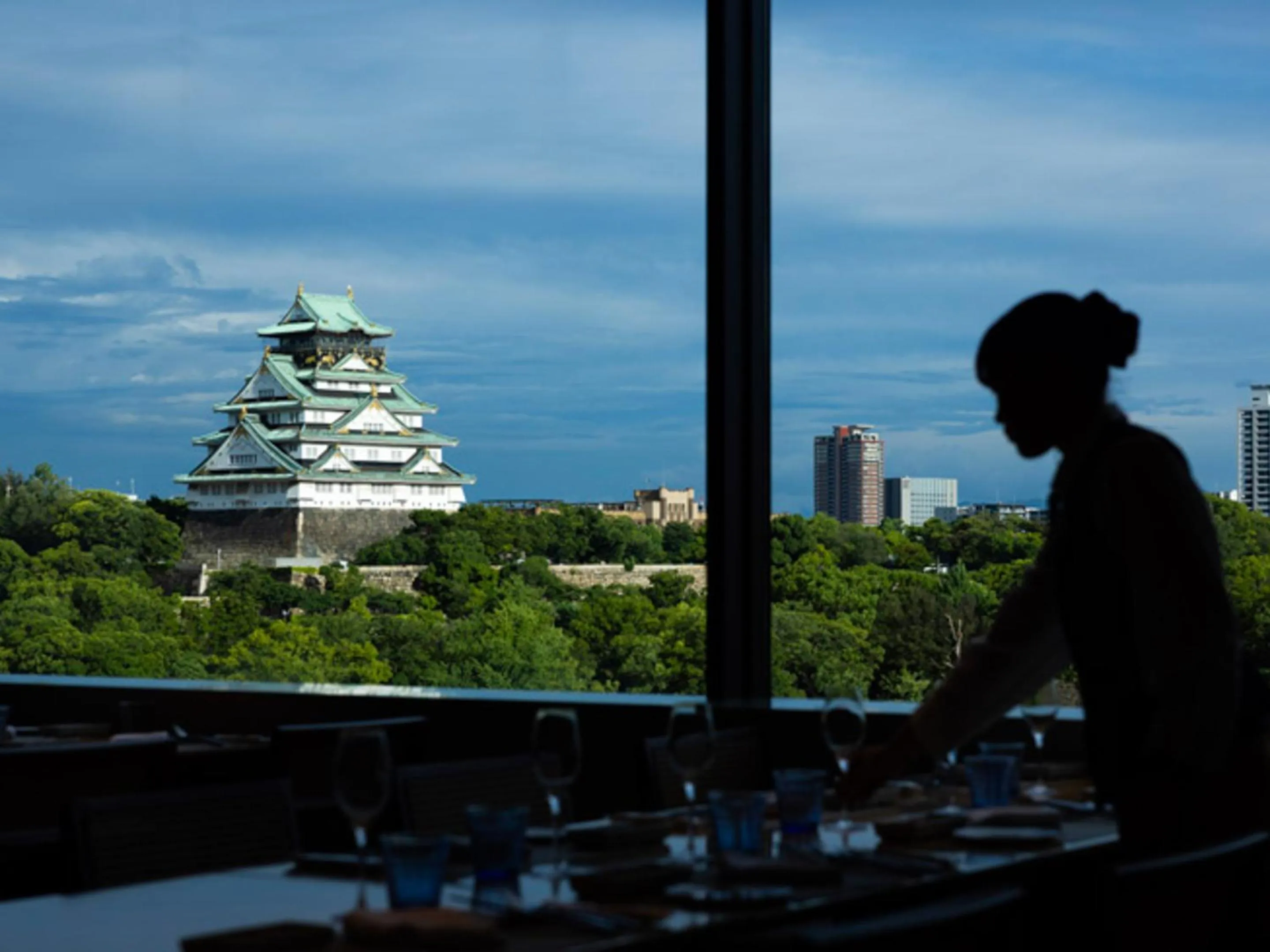 Restaurant/places to eat in DoubleTree by Hilton Osaka Castle