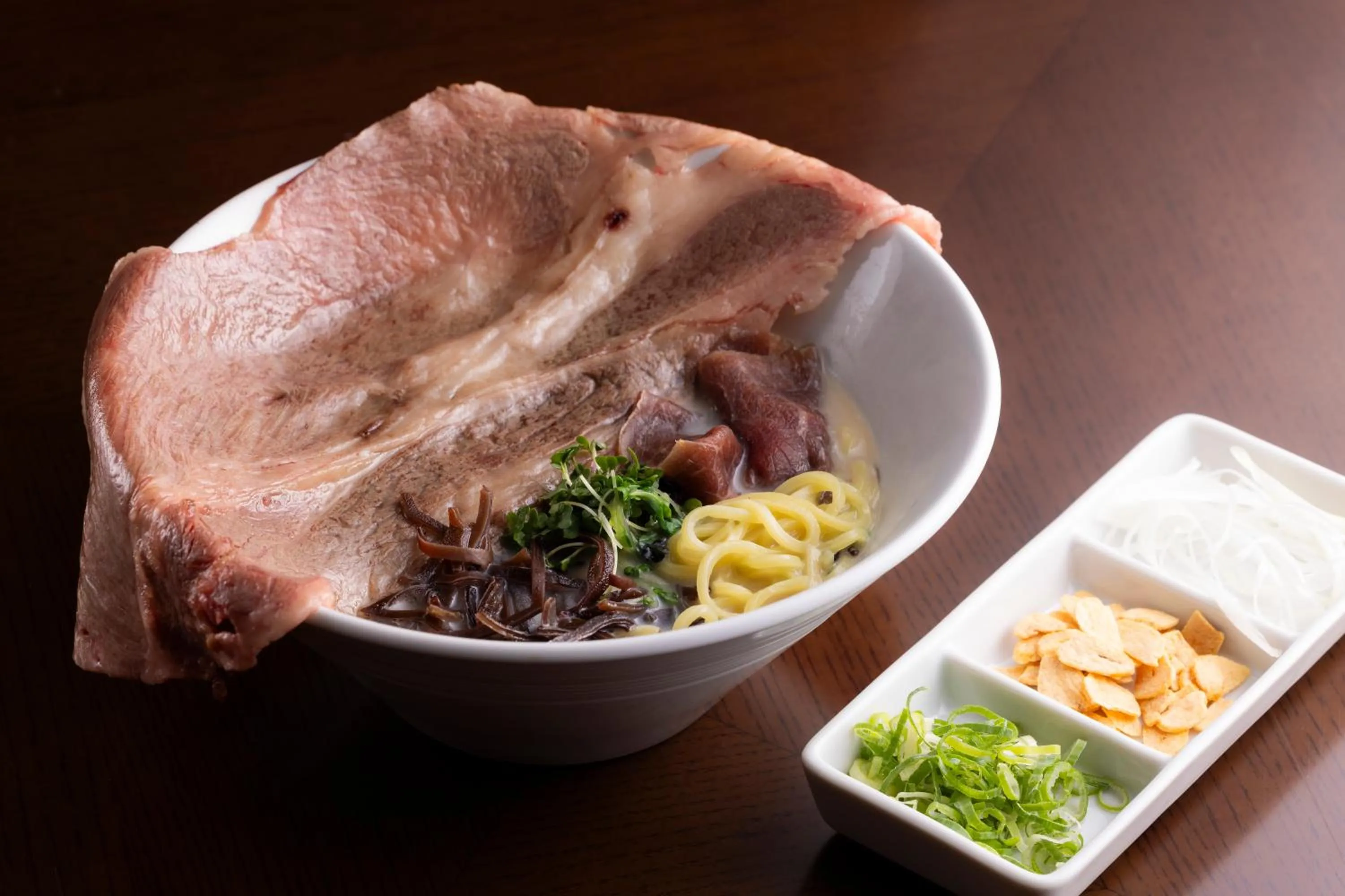 Restaurant/places to eat in DoubleTree by Hilton Osaka Castle