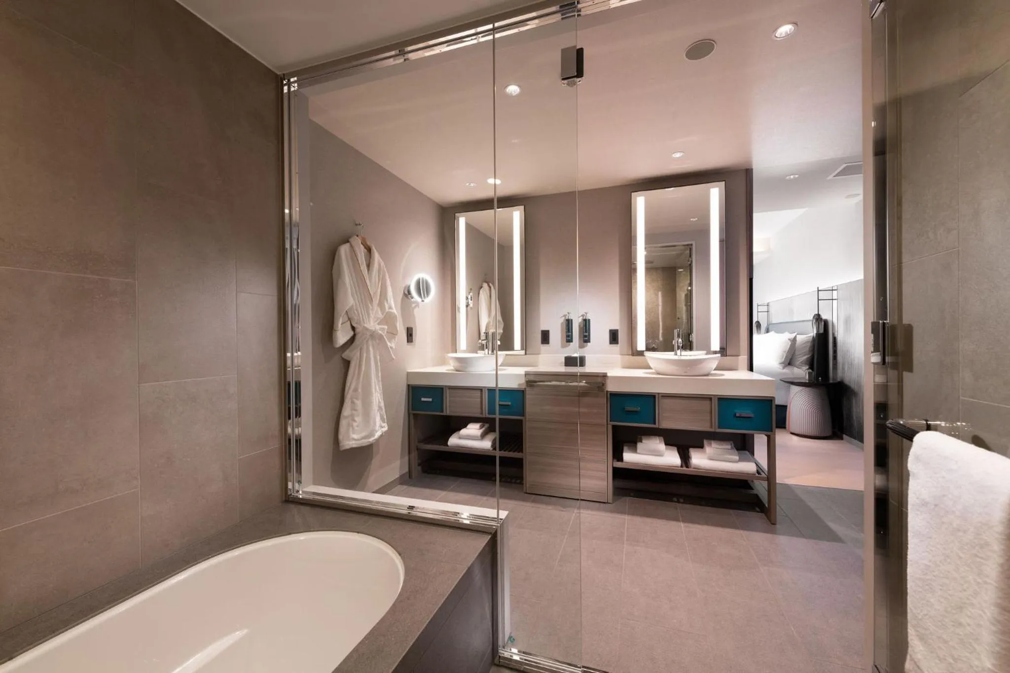 Bathroom in DoubleTree by Hilton Osaka Castle