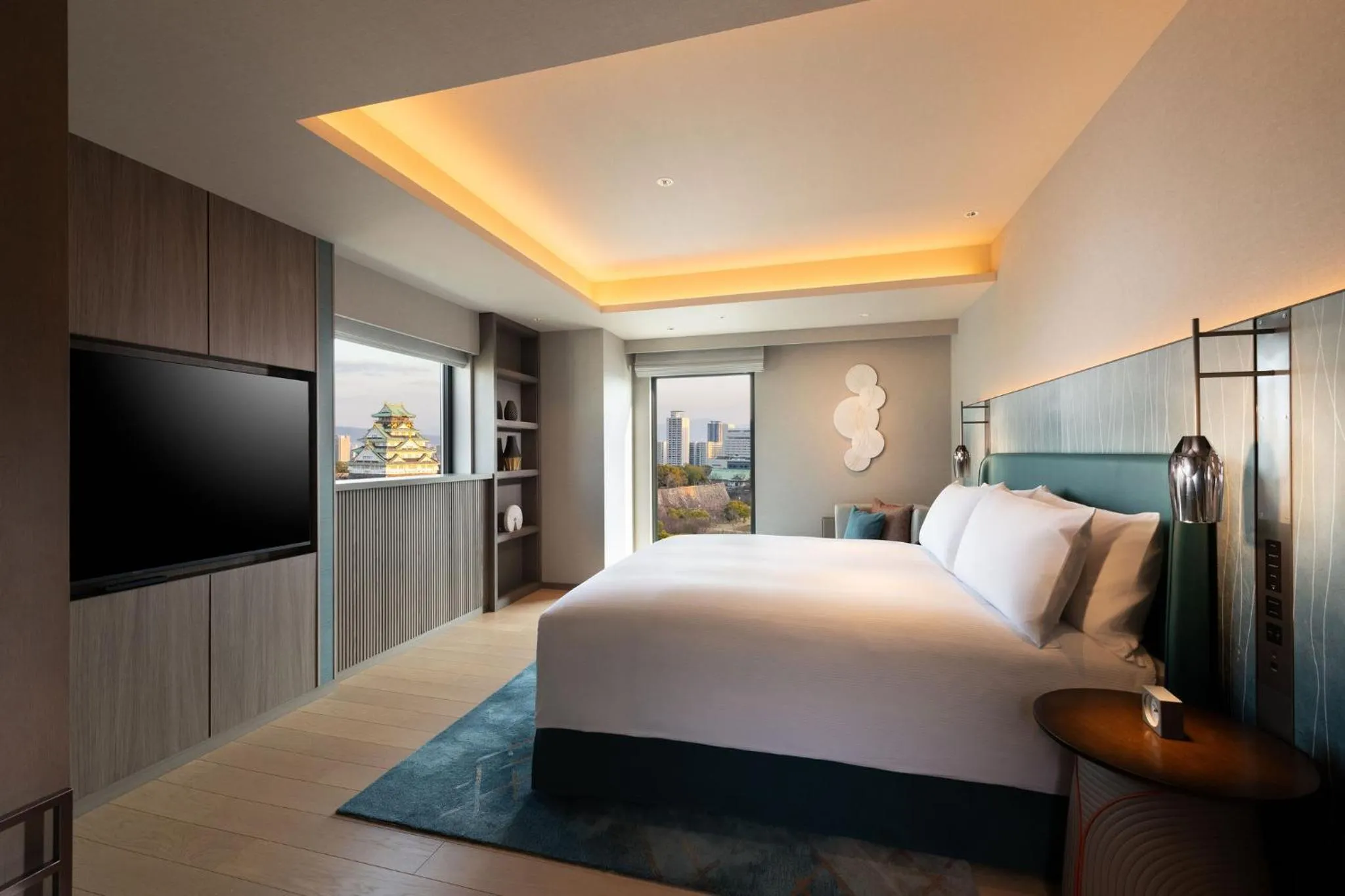 Bedroom, Bed in DoubleTree by Hilton Osaka Castle