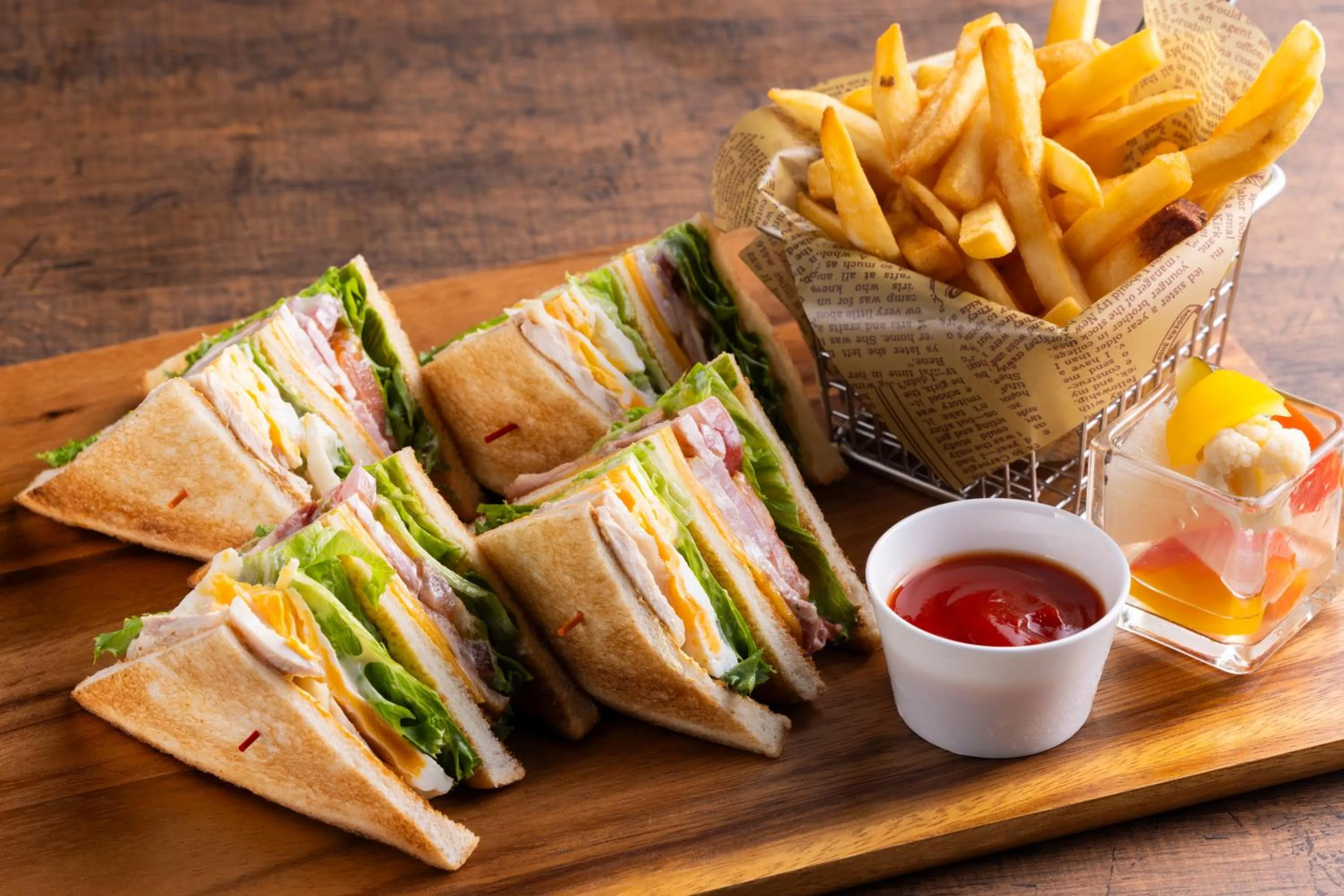 Restaurant/places to eat in DoubleTree by Hilton Osaka Castle