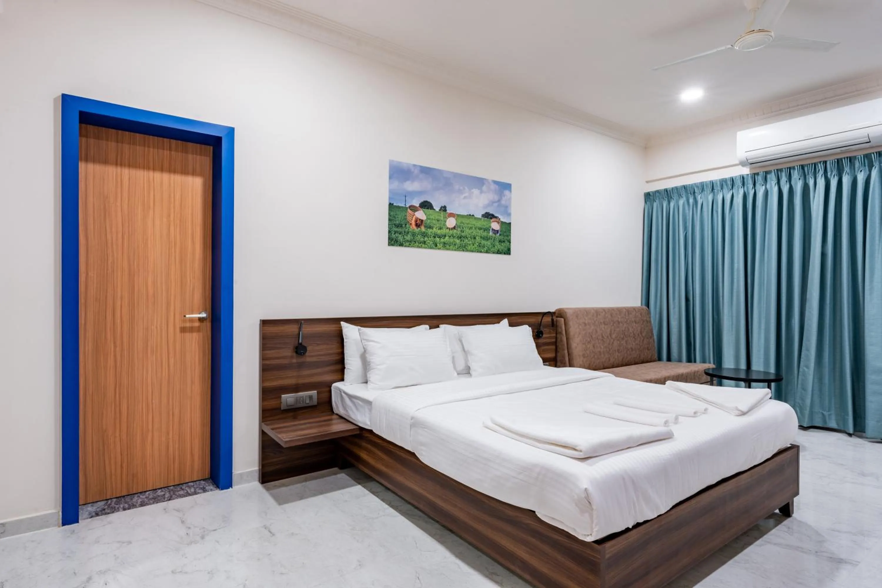 Bed in Tea Harbour - Eco World