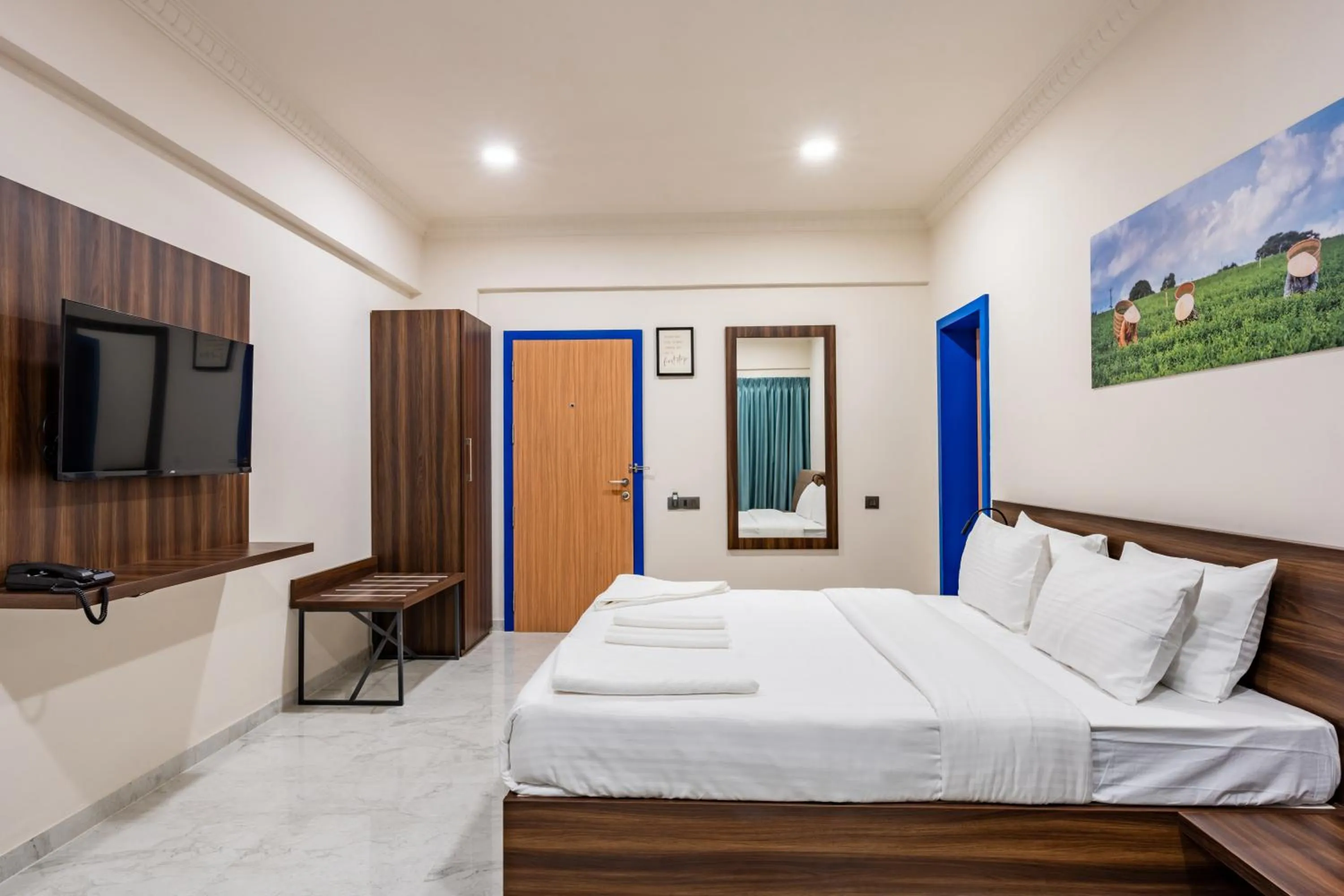 wardrobe, Bed in Tea Harbour - Eco World