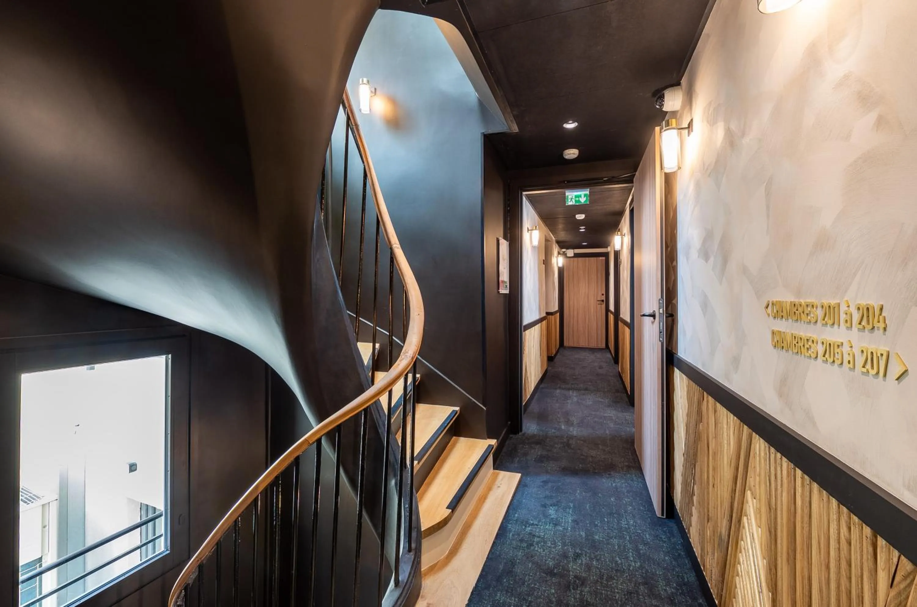 acessibility in Makom Montmartre