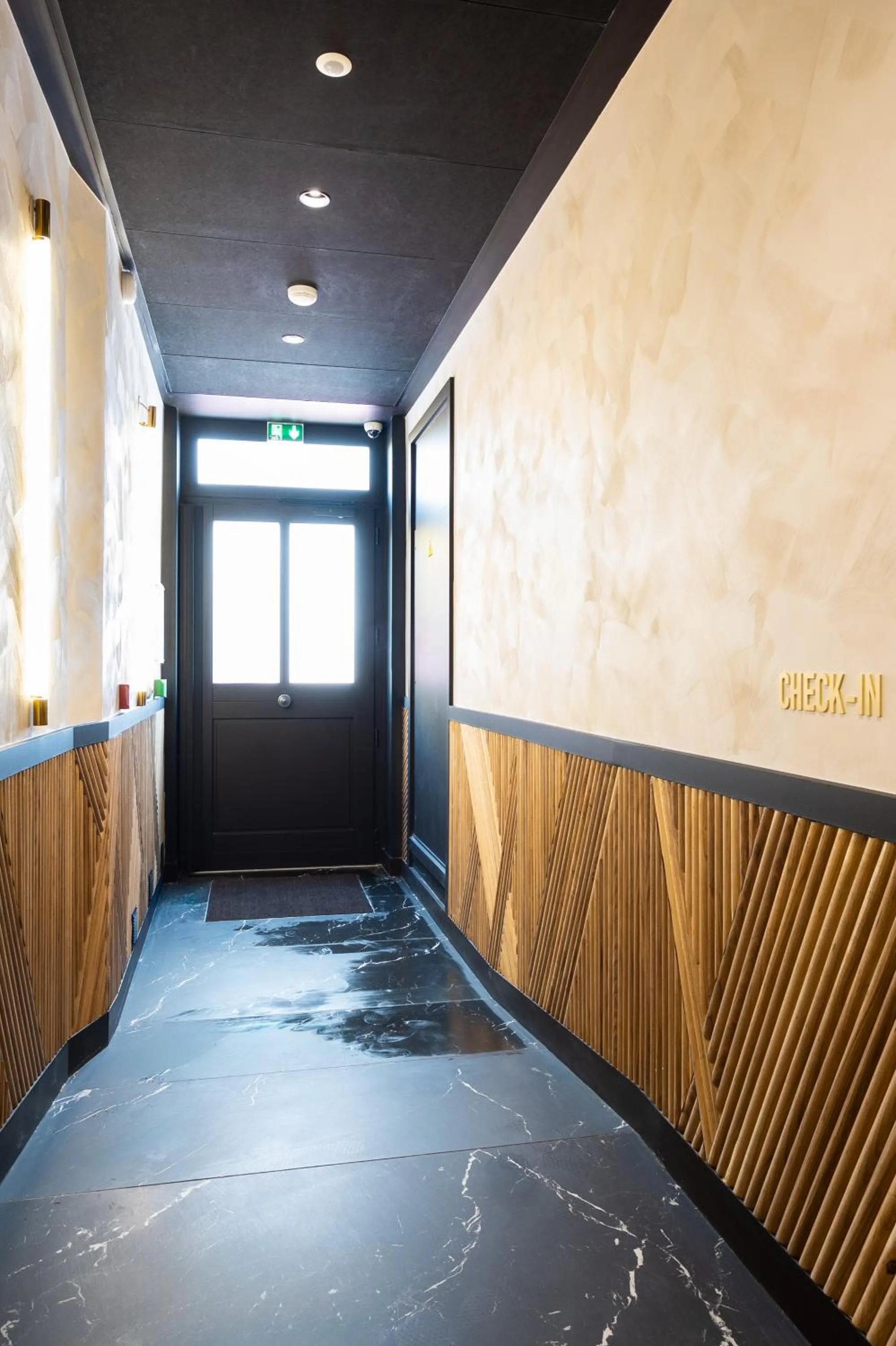 Lobby or reception in Makom Montmartre