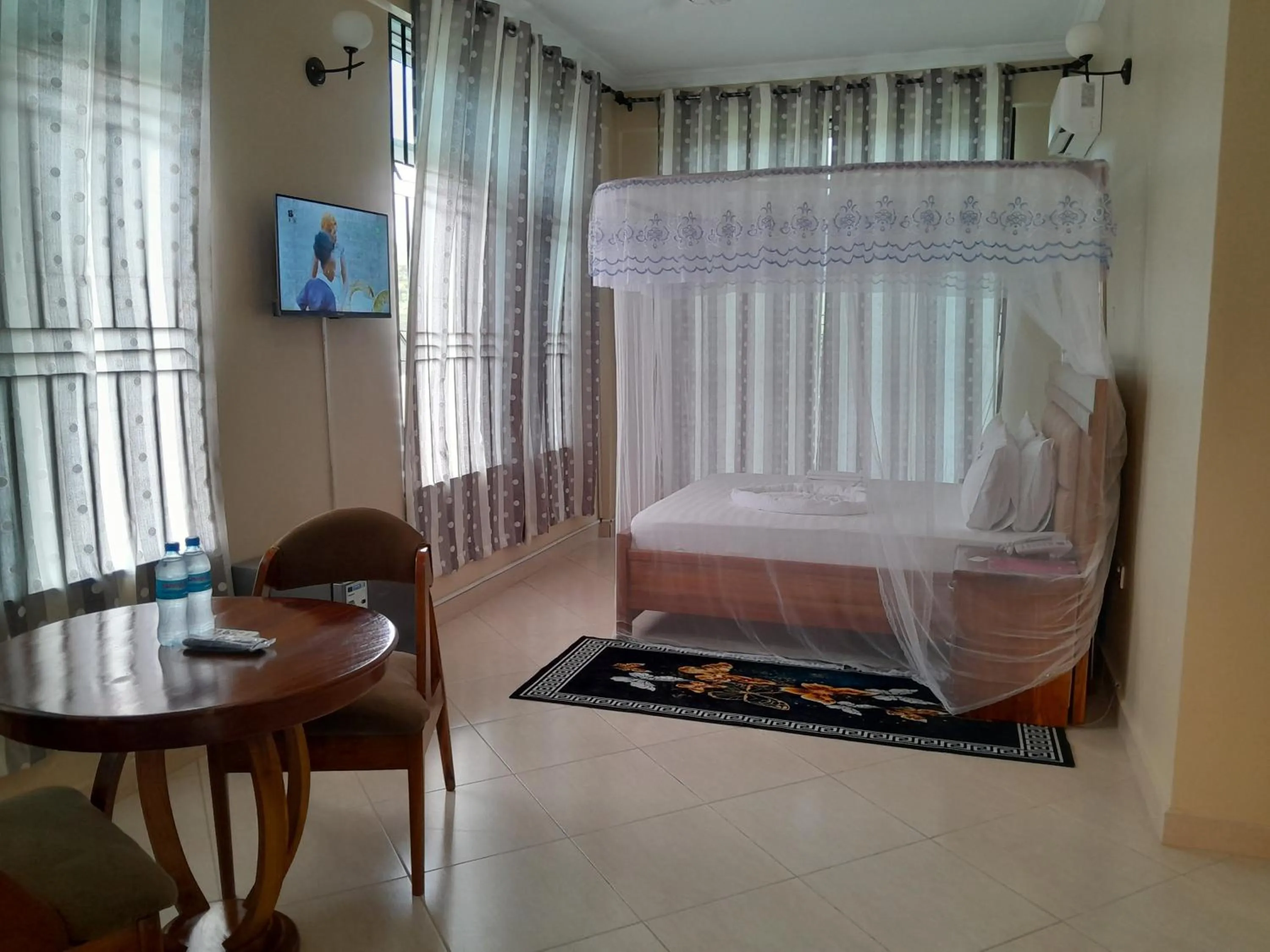 TV and multimedia, Bed in WILIVINA HOTEL