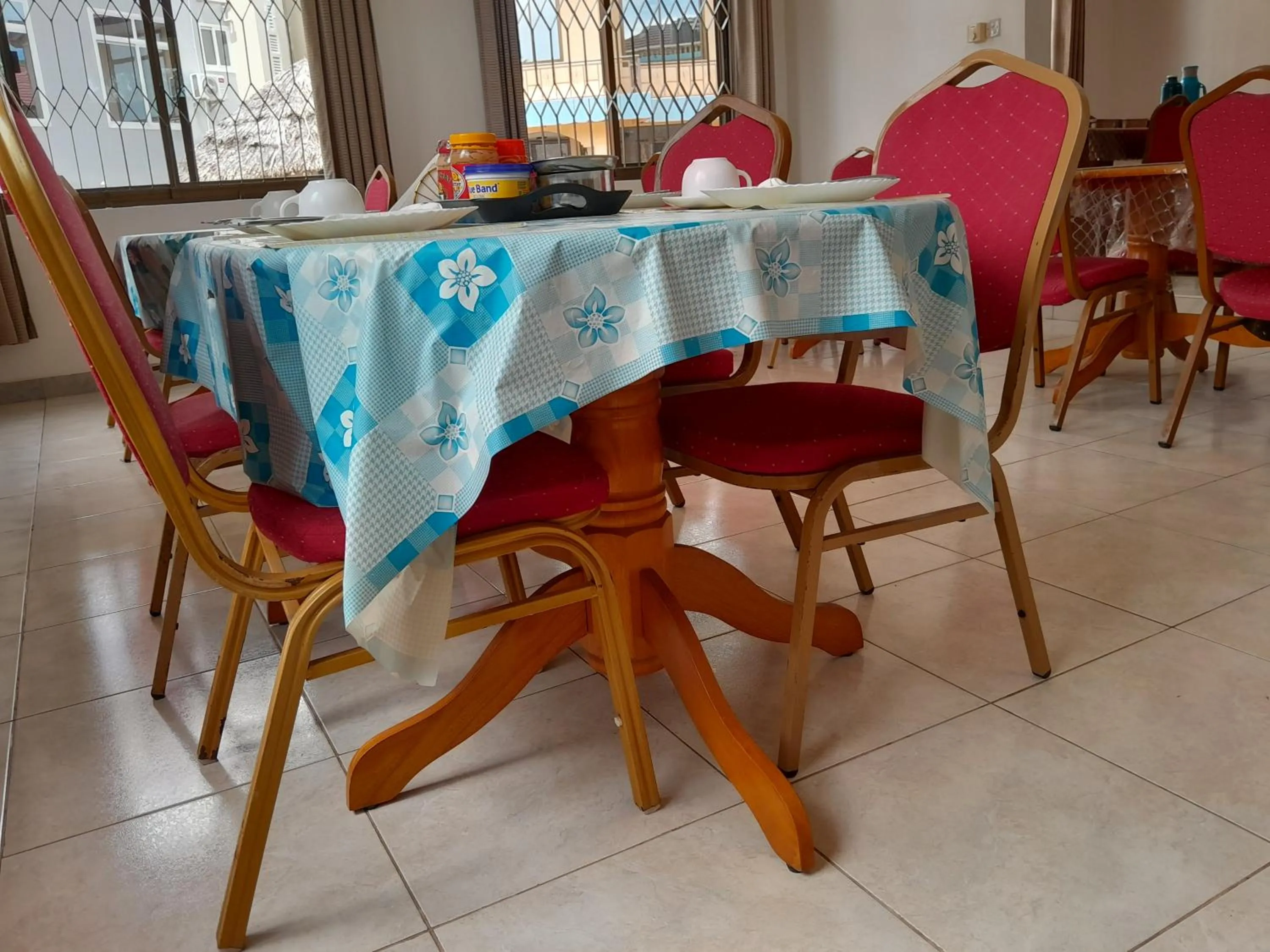 Restaurant/places to eat in WILIVINA HOTEL