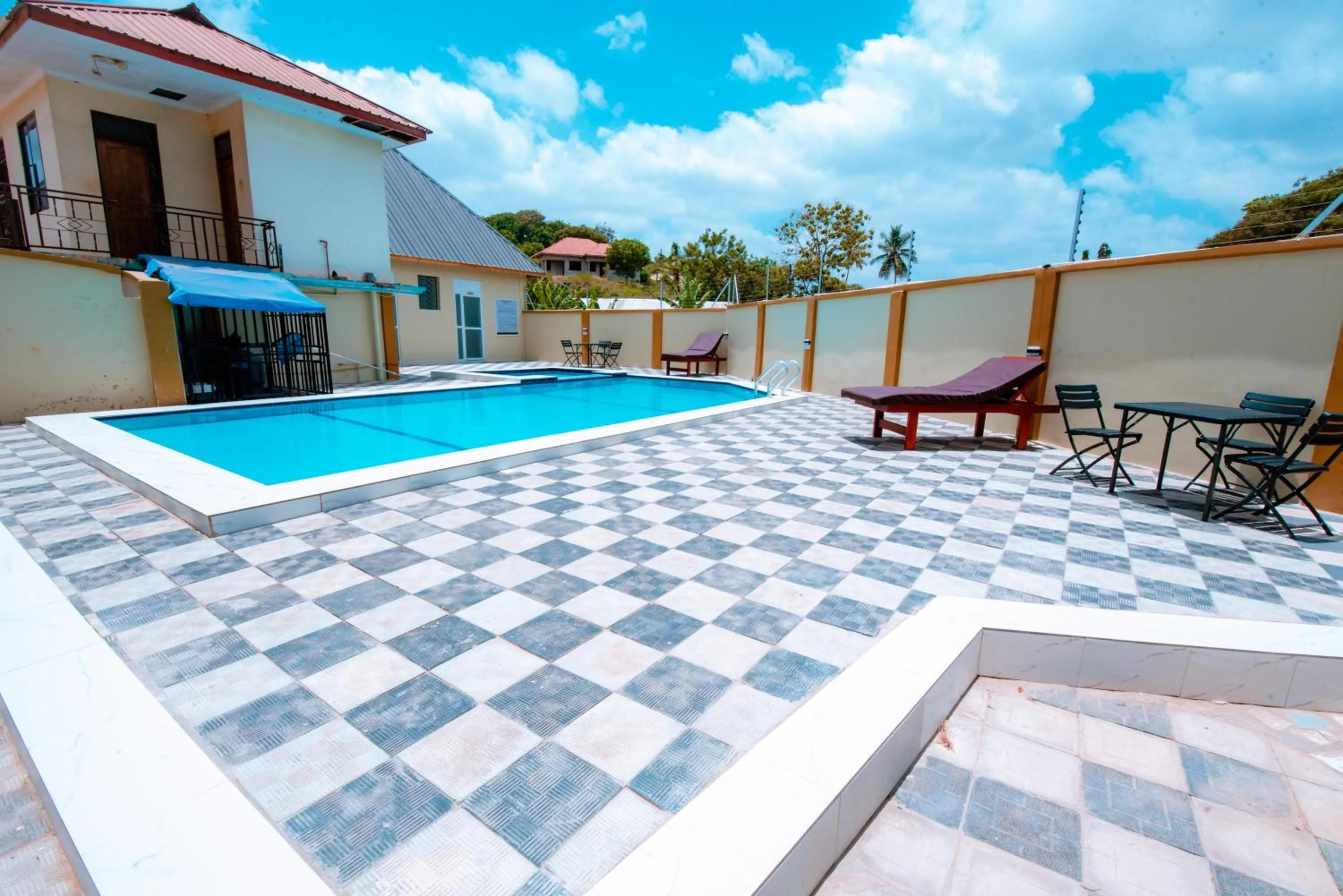 Swimming pool in WILIVINA HOTEL