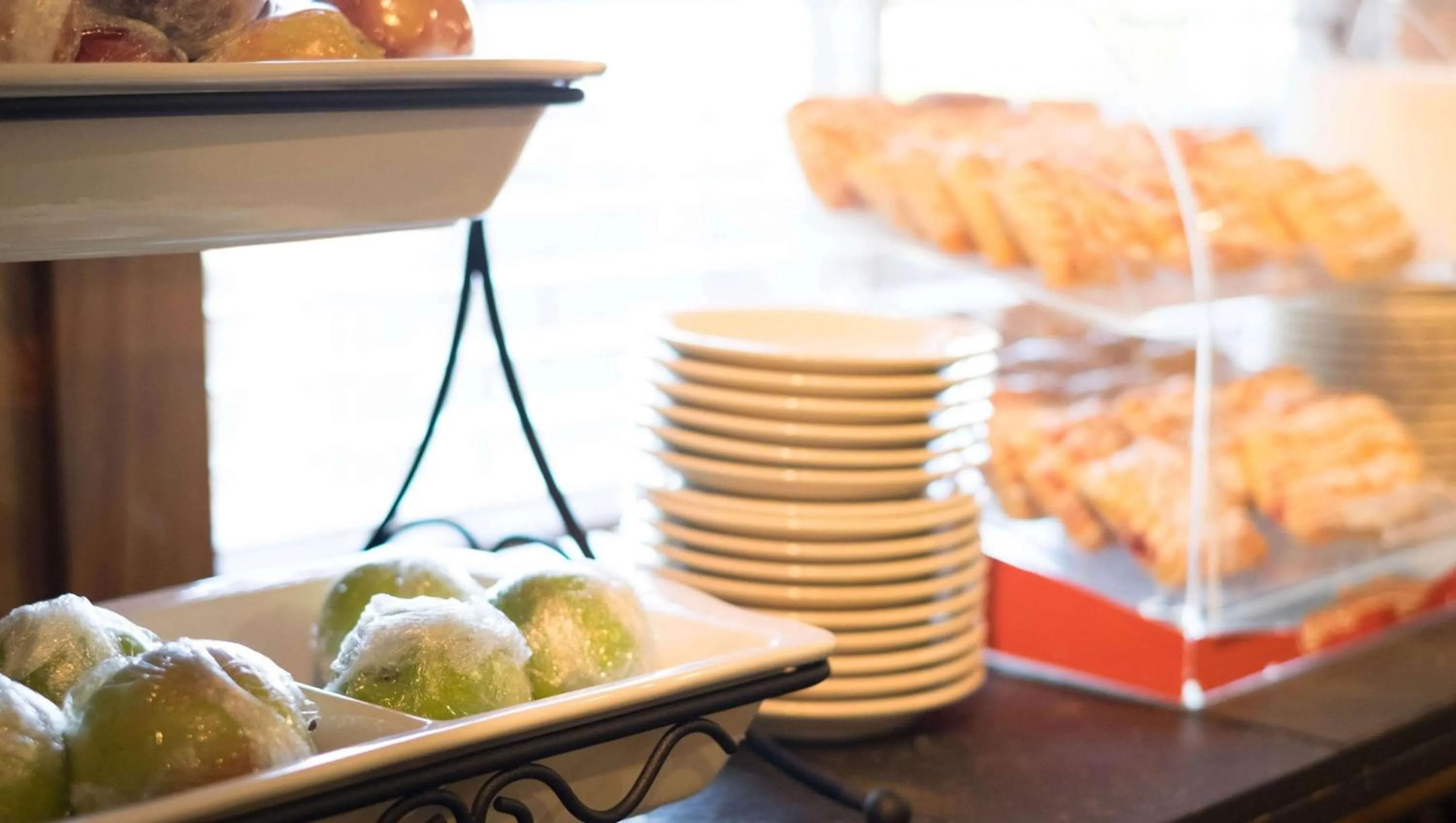 Breakfast in Wildwood Inn